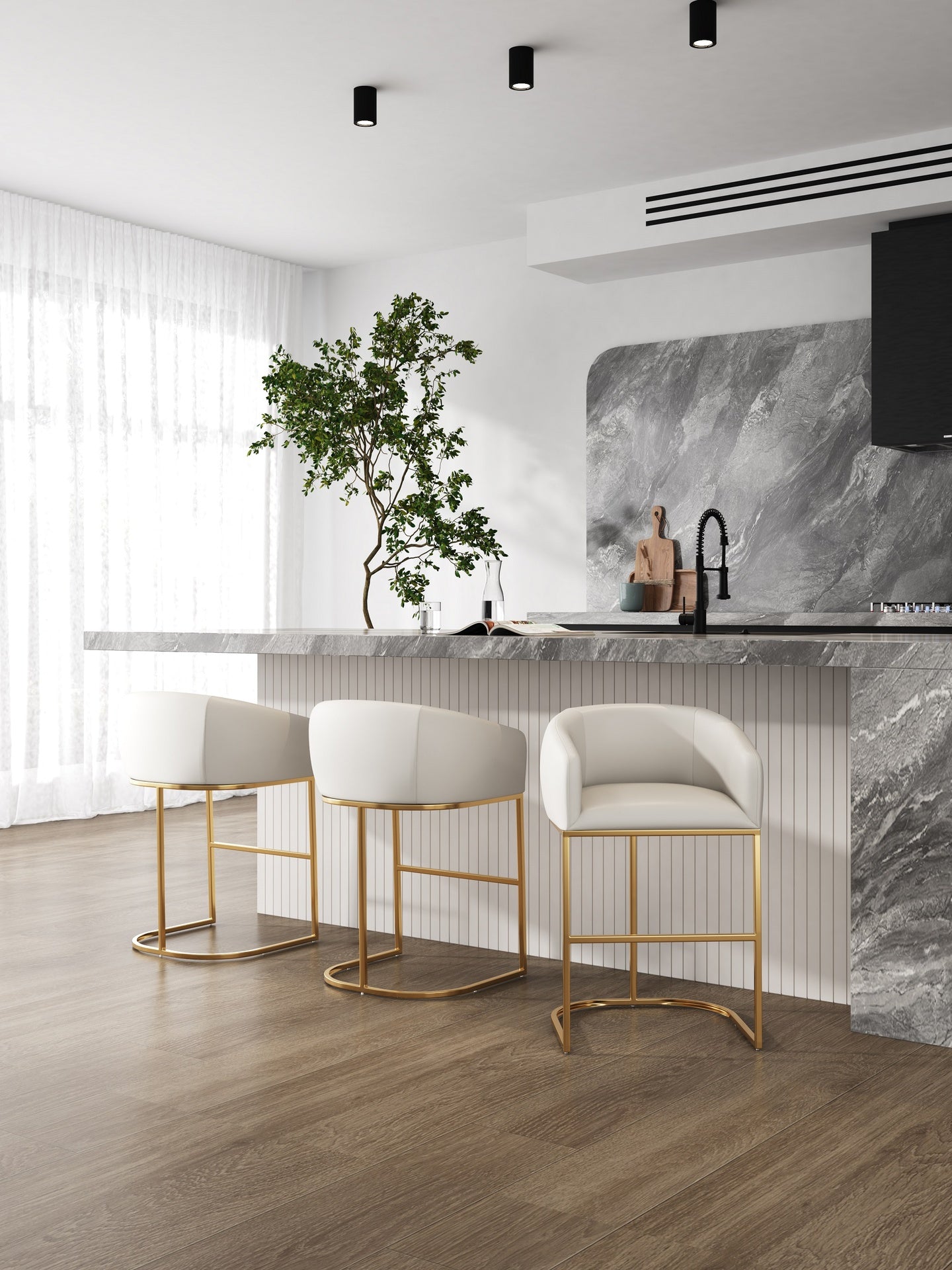 Counter Stool in Cream