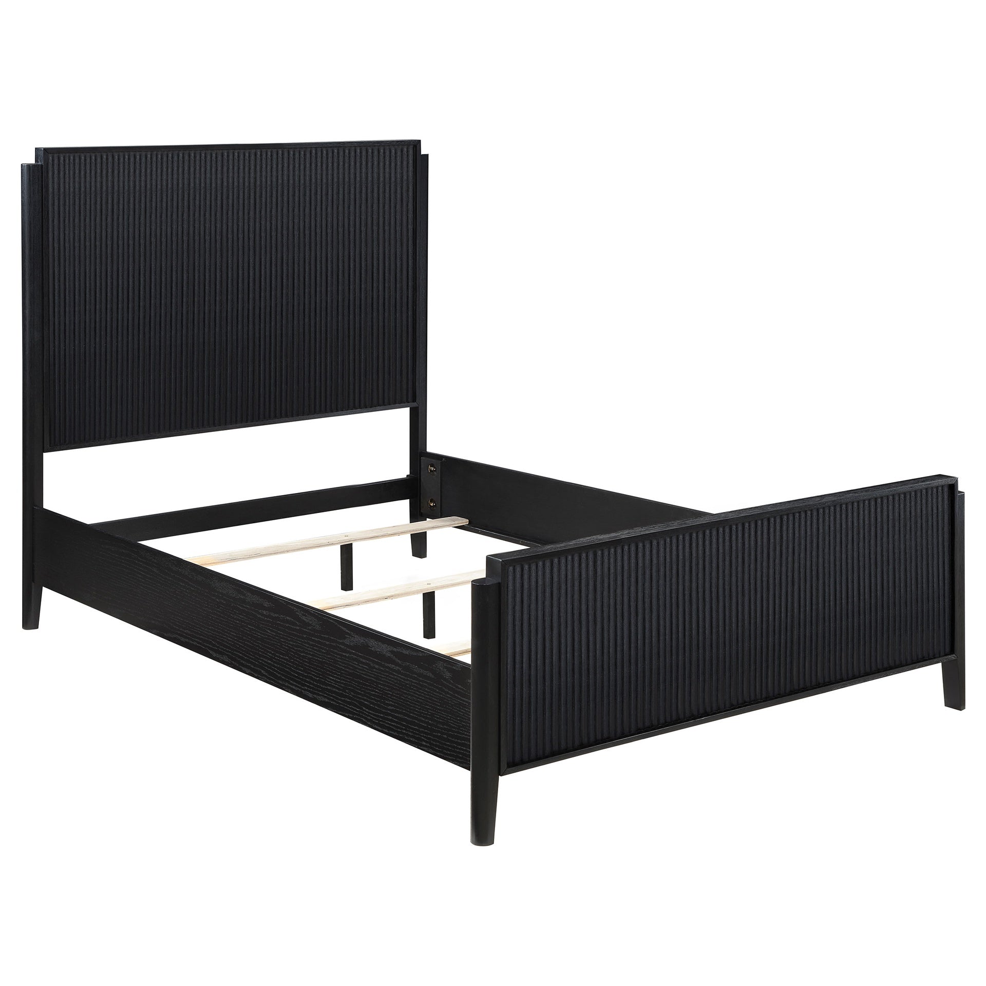 Ennis Black 5-piece Queen Bedroom Set