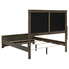 Harbington Dark Cocoa 5-piece Queen Bedroom Set