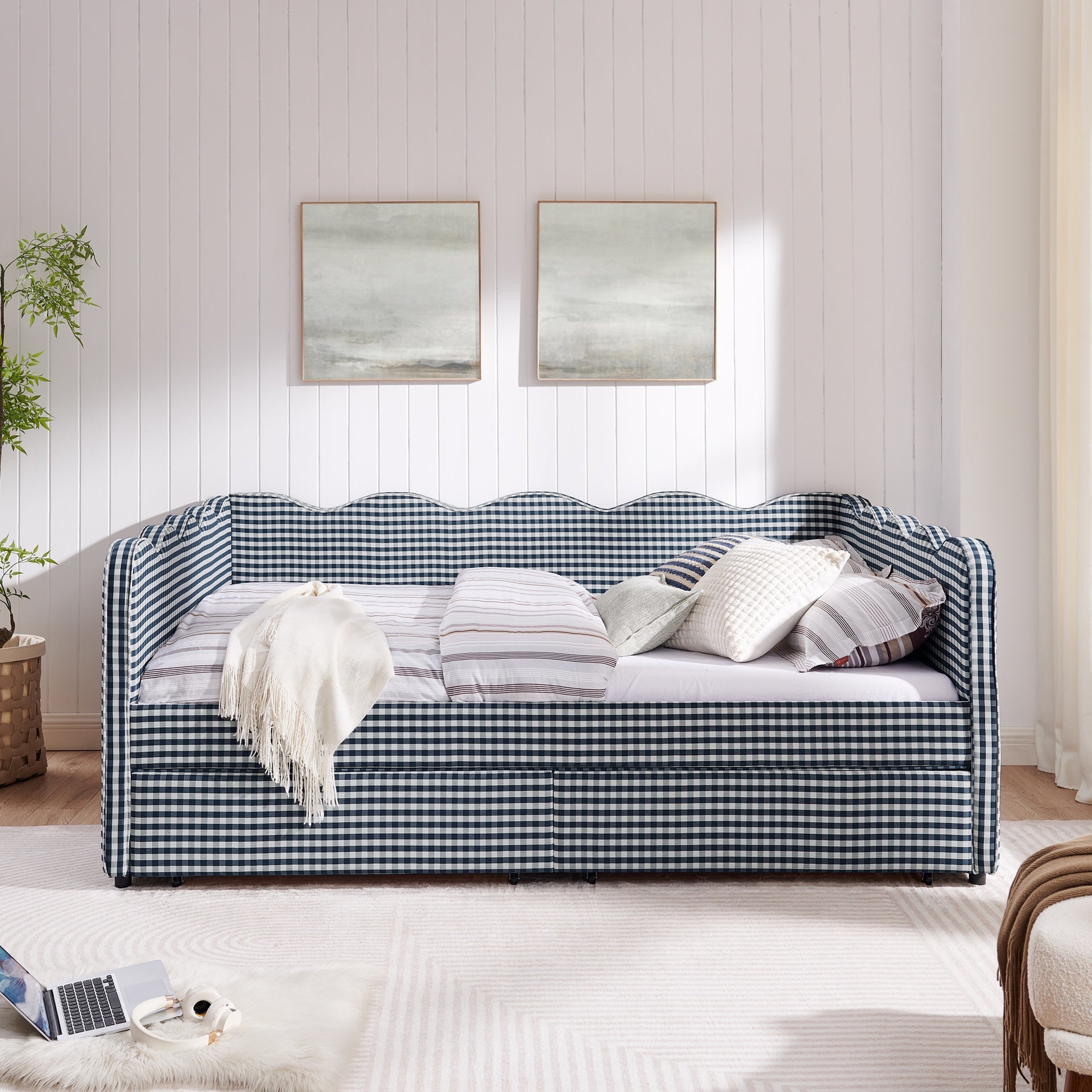 Queen Size Cozy Gingham Daybed with Two Storage Drawers, with USB Port and Adorable Wave Shaped, Linen Fabric