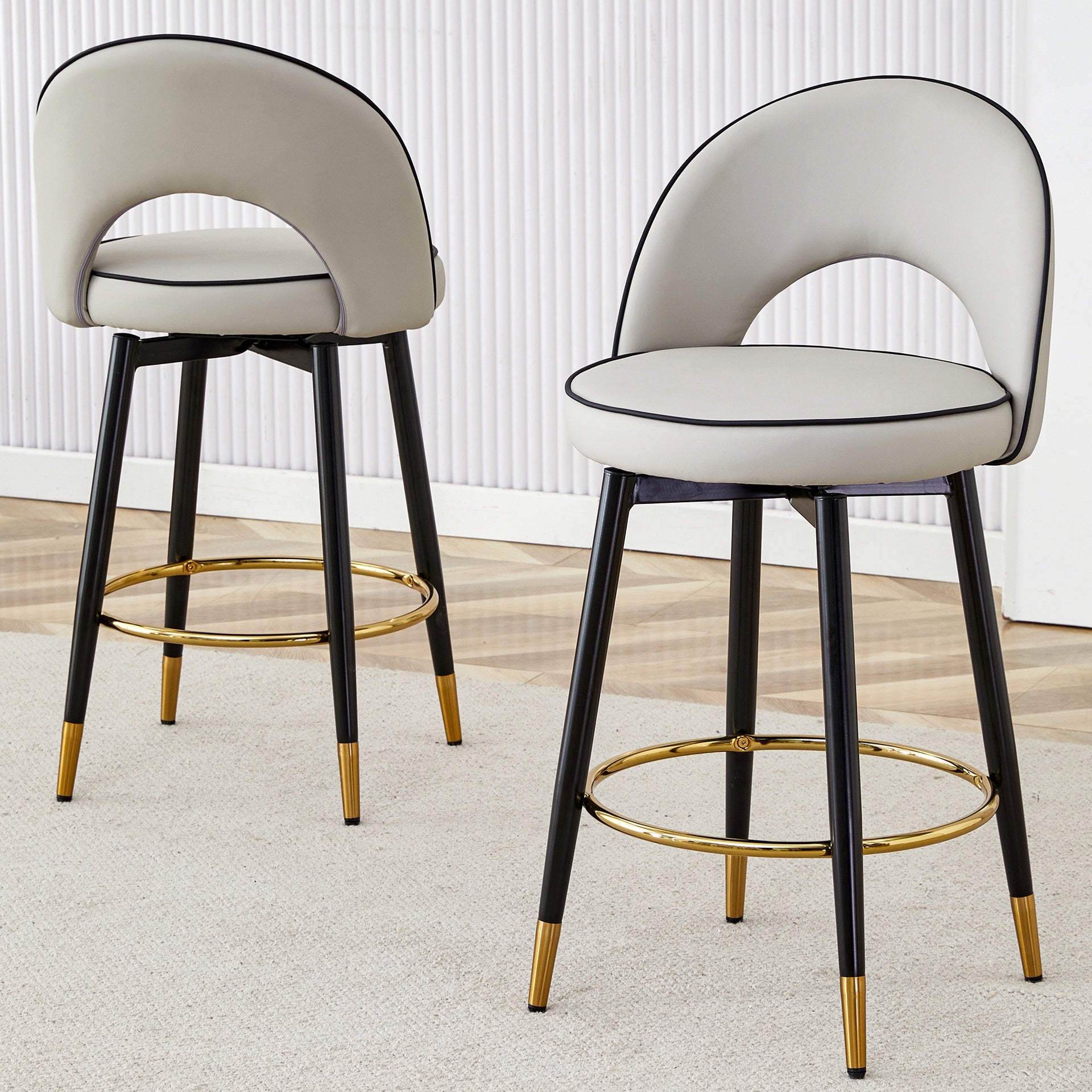 360 ° rotatable bar chair.Modern PU comfortable upholstered bar chair with smooth and beautiful black metal legs for dining room, kitchen, terrace and guest office chair.Set Of
2.W1151P153940