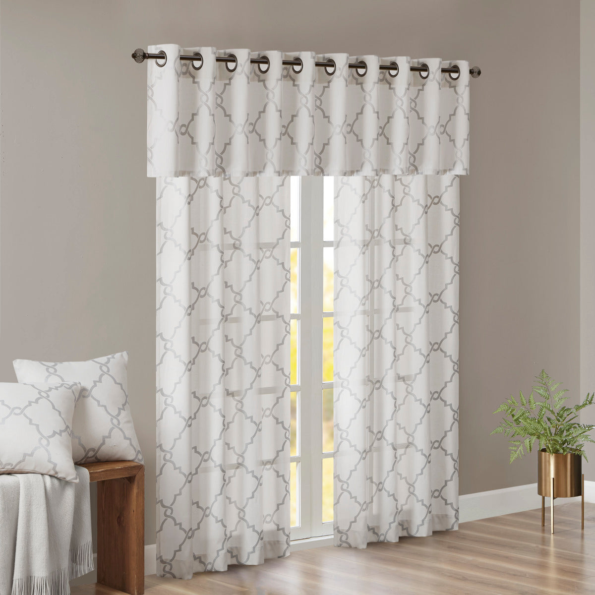 Fretwork Print Grommet Top Window Valance Ivory/Grey 50x18"