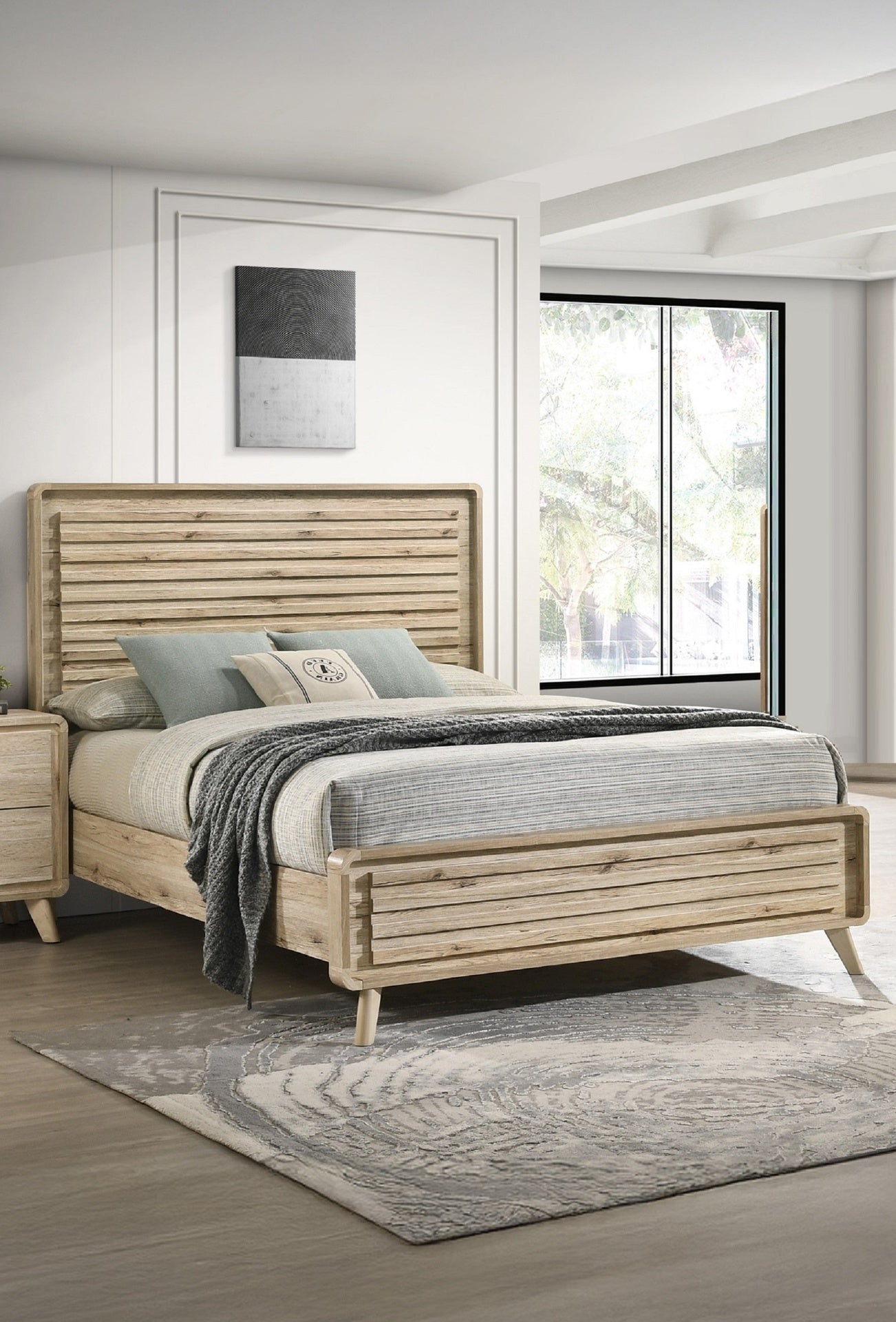Mid-century-inspired 1pc King Size Panel Bed Slatted Headboard and Footboard Warm, Wood-inspired Finish Modern Retreat