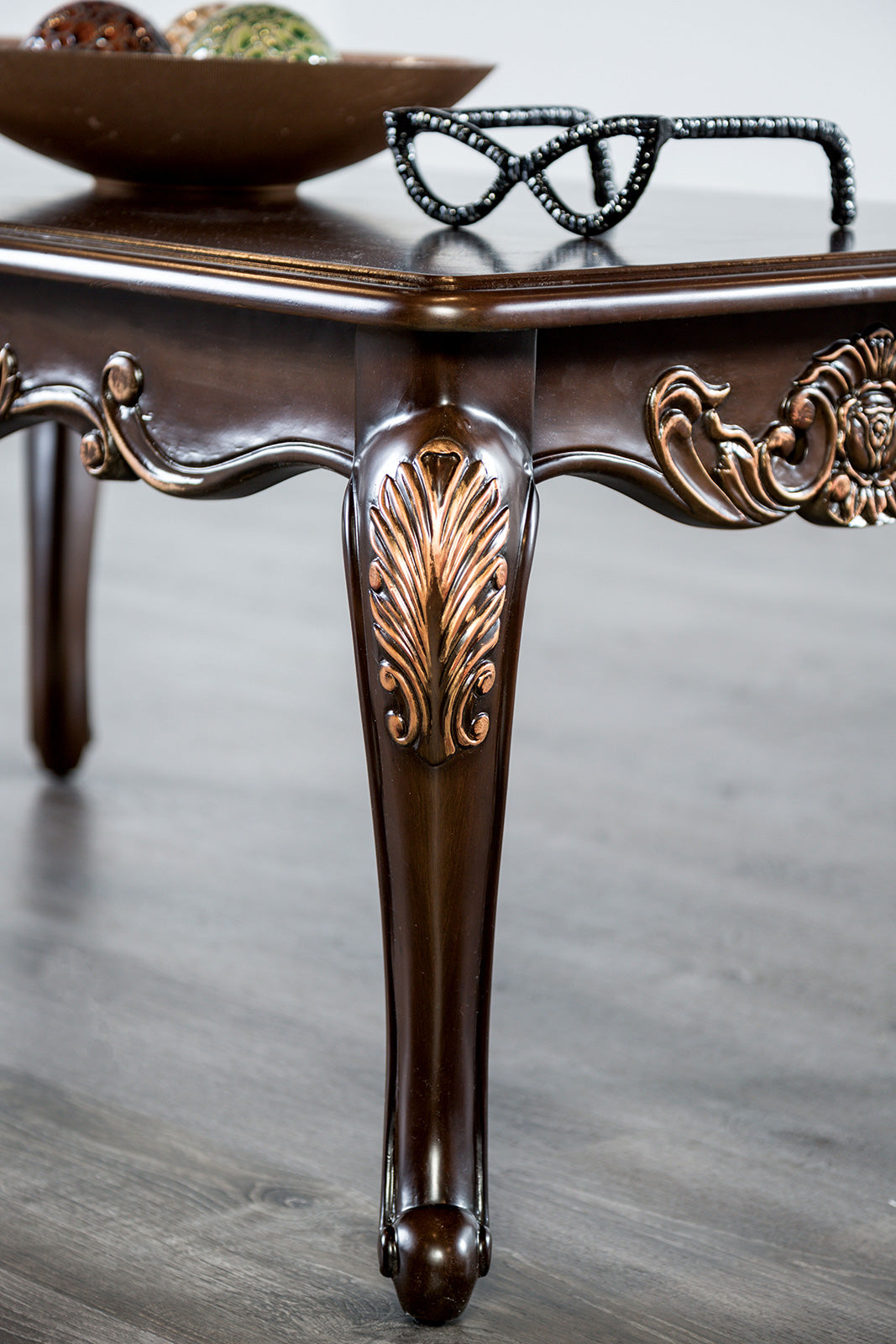 Traditional Style 1pc Square End Table Solid Wood Structure Curve Legs Gold Finish Carved Design Dark Cherry Finish