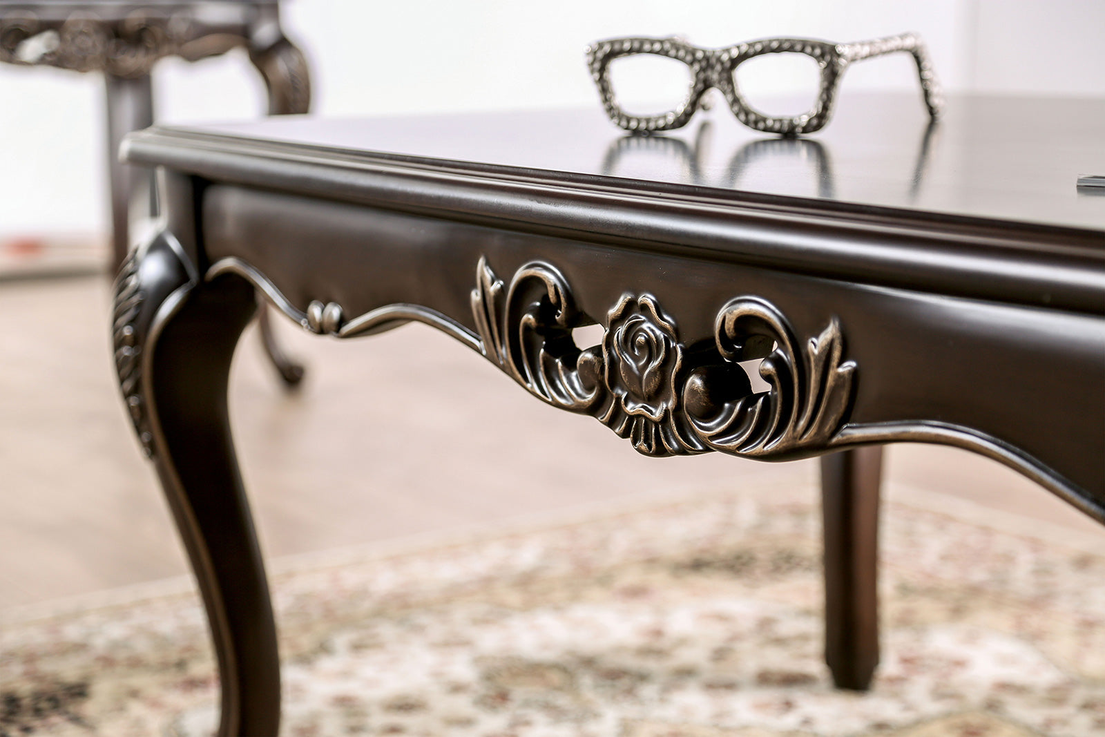 Coffee Table Traditional Style With Curved Legs Carved Design Solid Wood Structure Java Finish