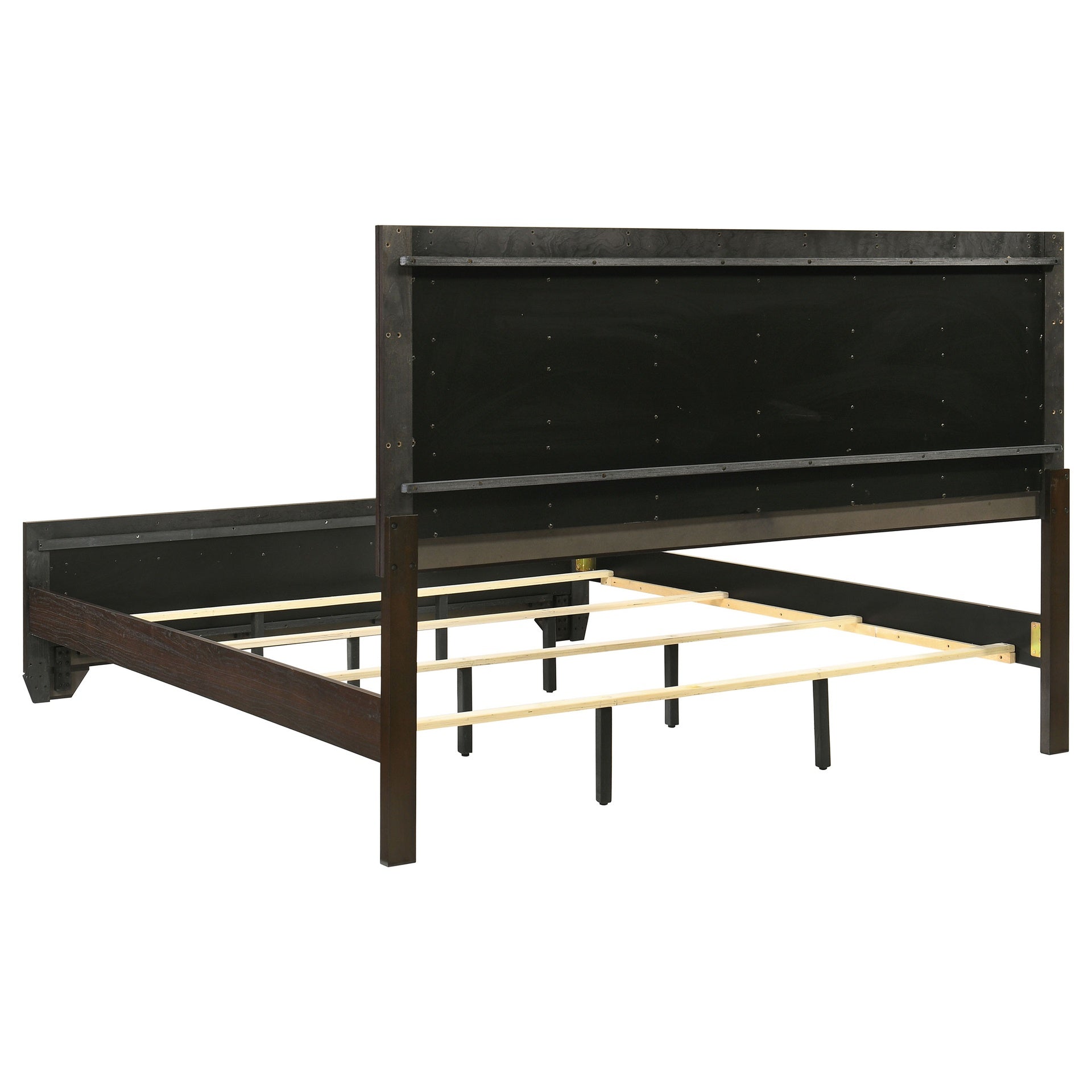 Oatfield Dark Cocoa  4-piece Eastern King Bedroom Set