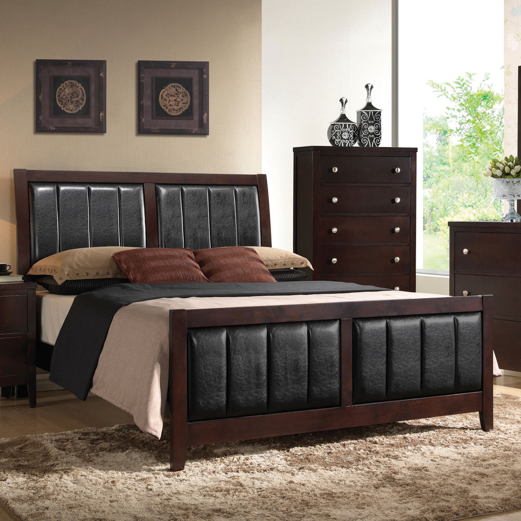 Teste Cappuccino and Black Upholstered Eastern King Panel Bed