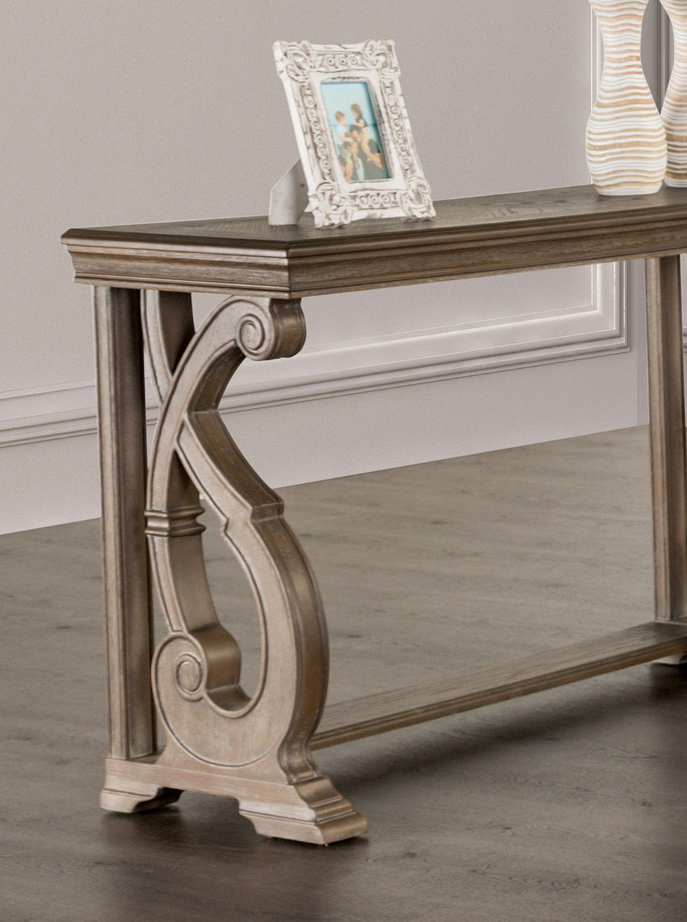 Traditional Style Sofa Table Solid Wood Structure Curved Scroll Legs With Carved Design Weather Oak Finish