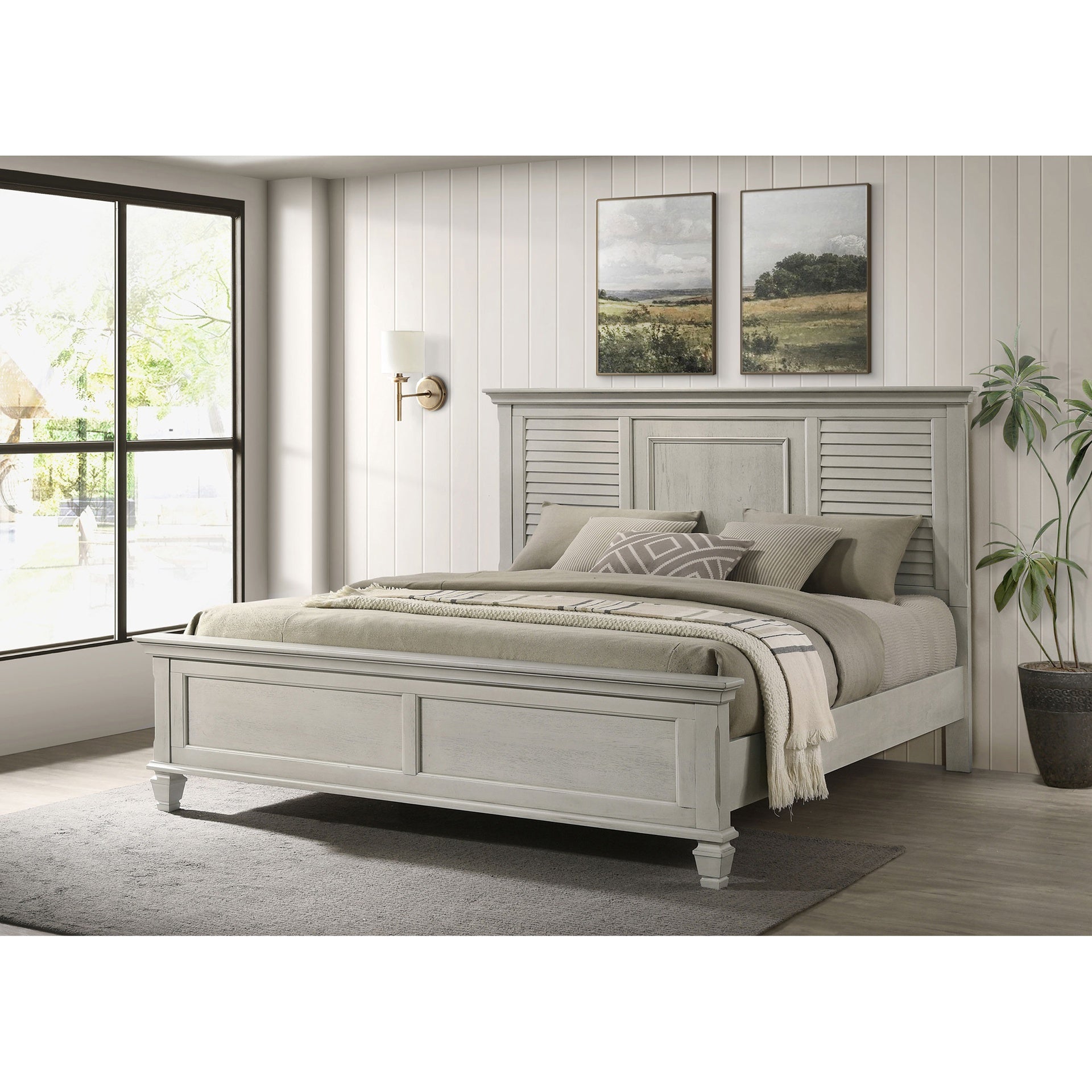 Hazelwood Distressed White Eastern King Panel Bed