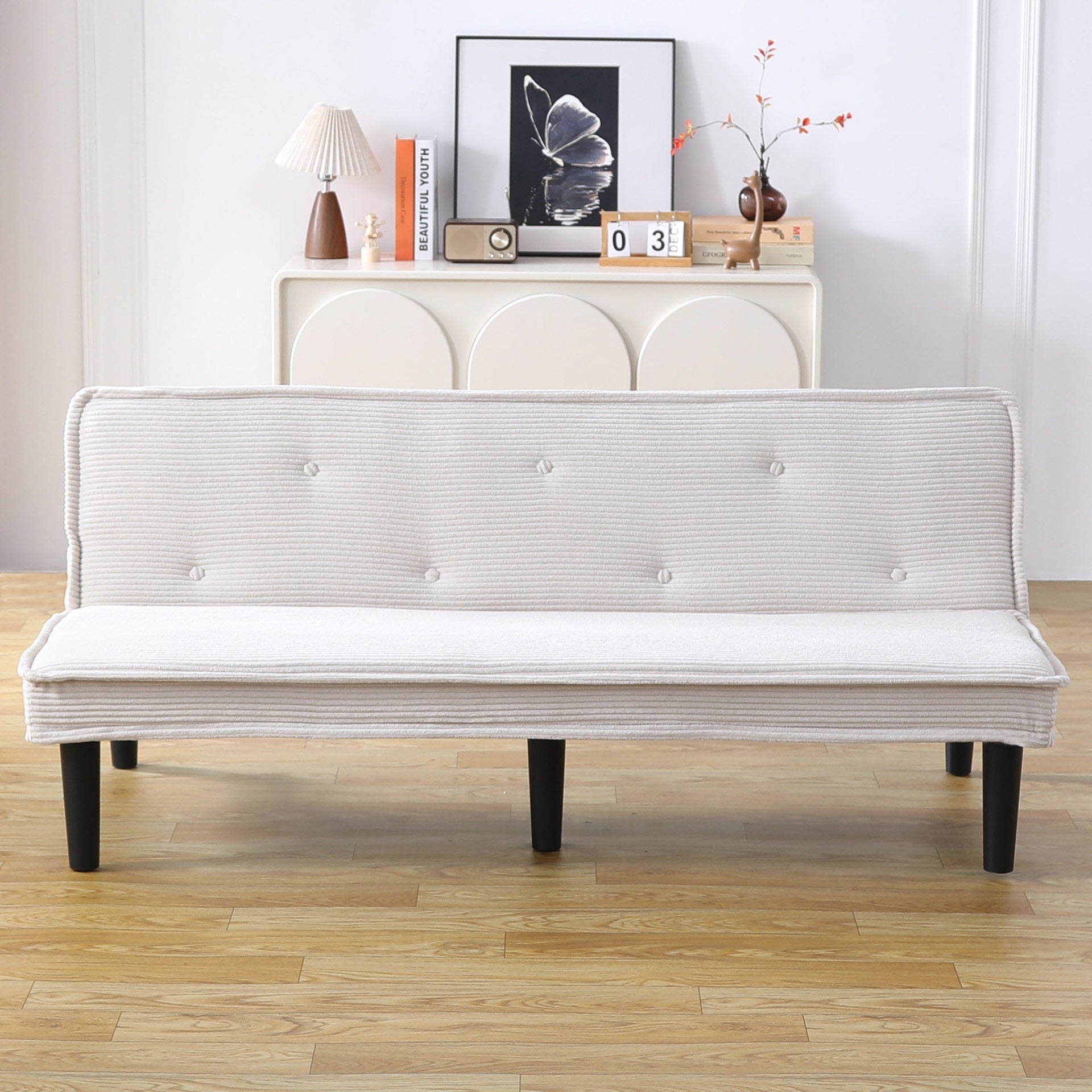 This 66-inch corduroy sofa bed can flexibly adapt to the living room, apartment and bedroom, and it can switch between the two comfortable forms.