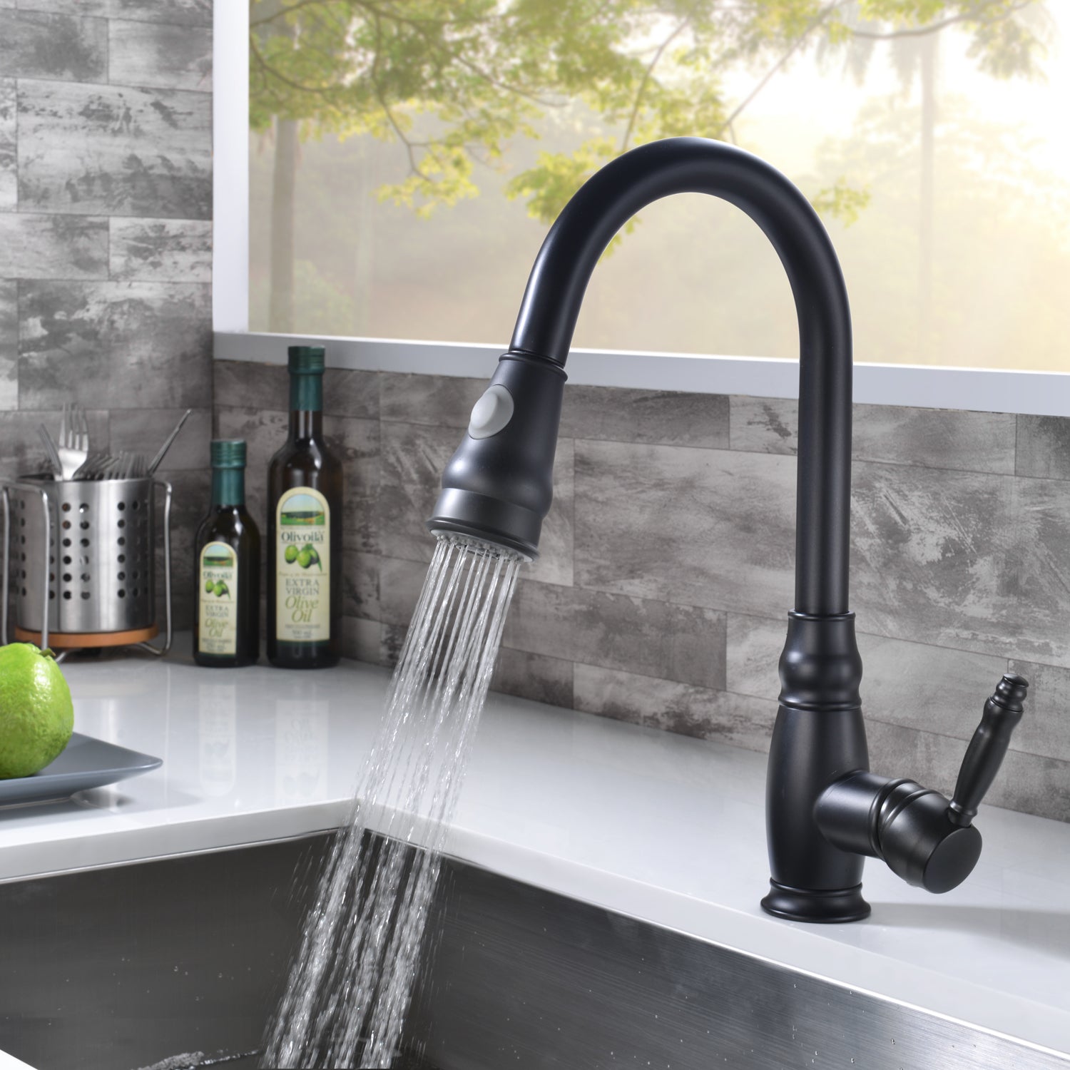 Commercial Black Kitchen Faucet with Pull out Sprayer, Single Handle Single Lever Kitchen Sink Faucet