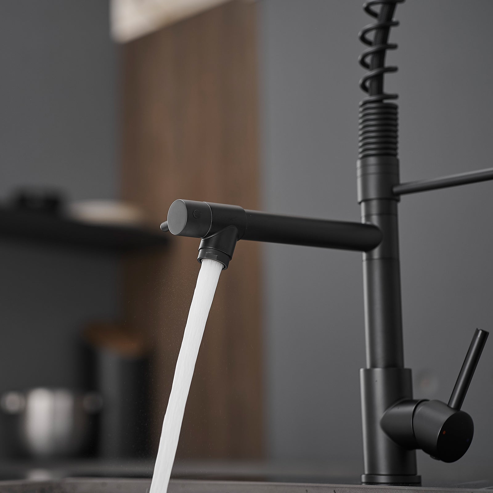 Commercial Stainless Steel Kitchen Faucet with Pull Down Sprayer,  Single Handle Single Lever Kitchen Sink Faucet
