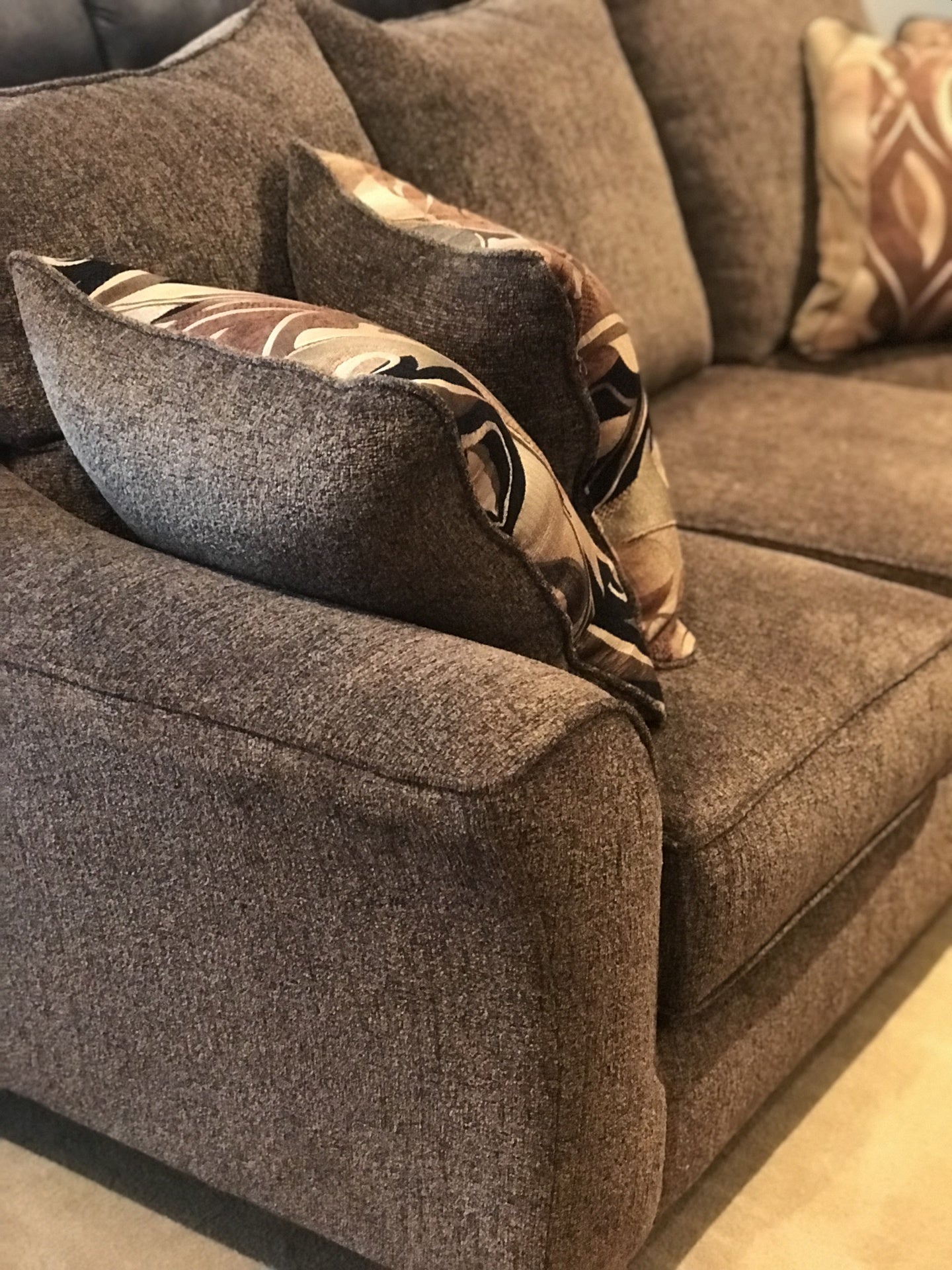 Camero Fabric 4-Piece Living Room sofa Set