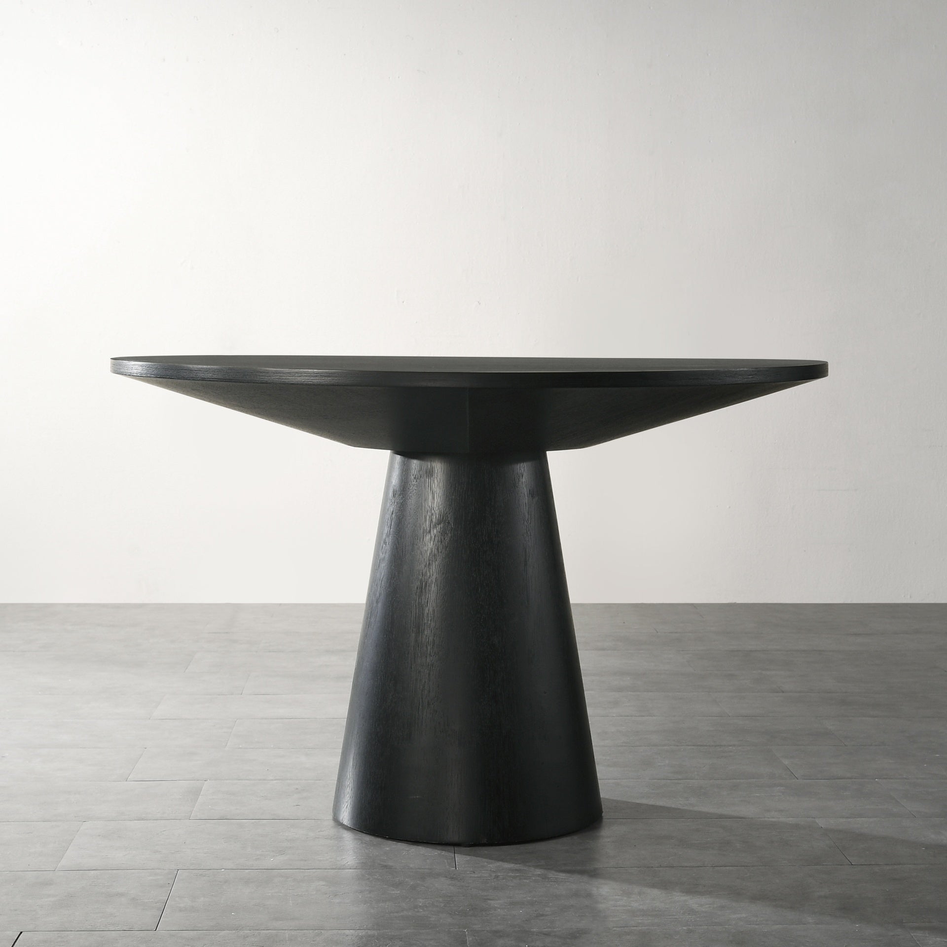 Roundhill Furniture Rocco Contemporary 48" Pedastal Dining Table, Ebony