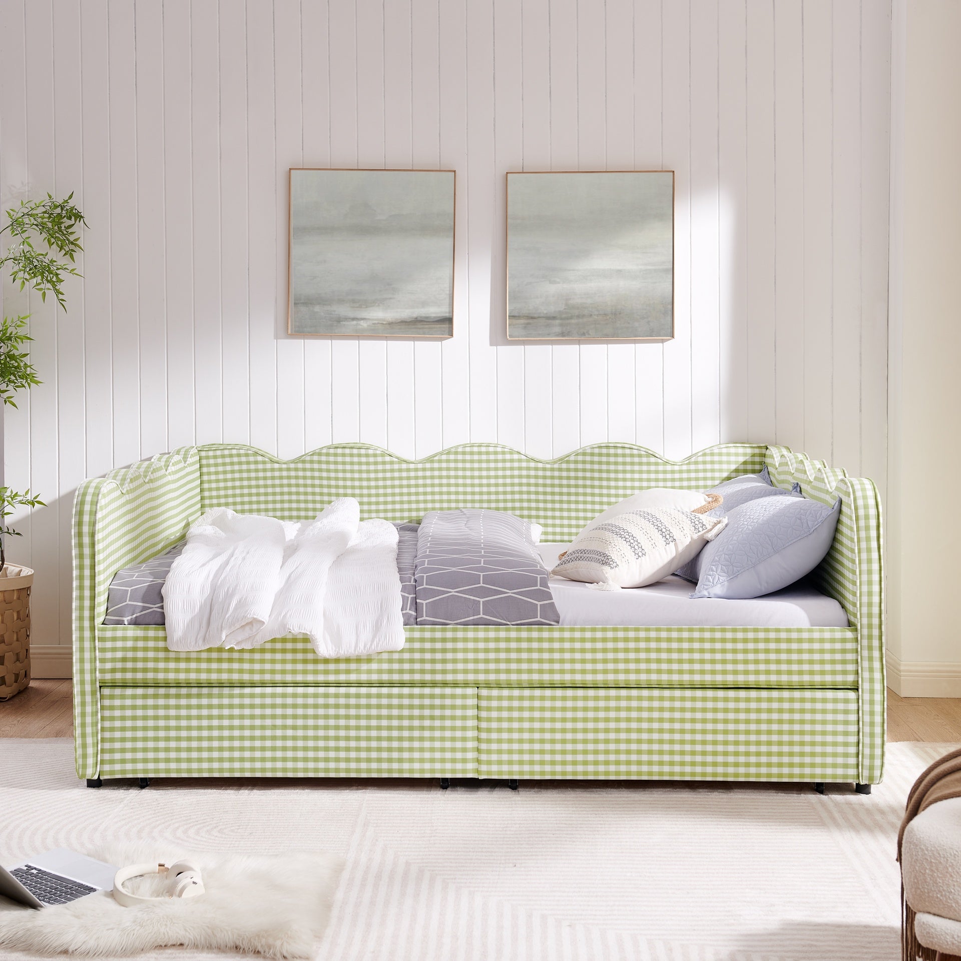 Queen Size Cozy Gingham Daybed with Two Storage Drawers, with USB Port and Adorable Wave Shaped, Linen Fabric