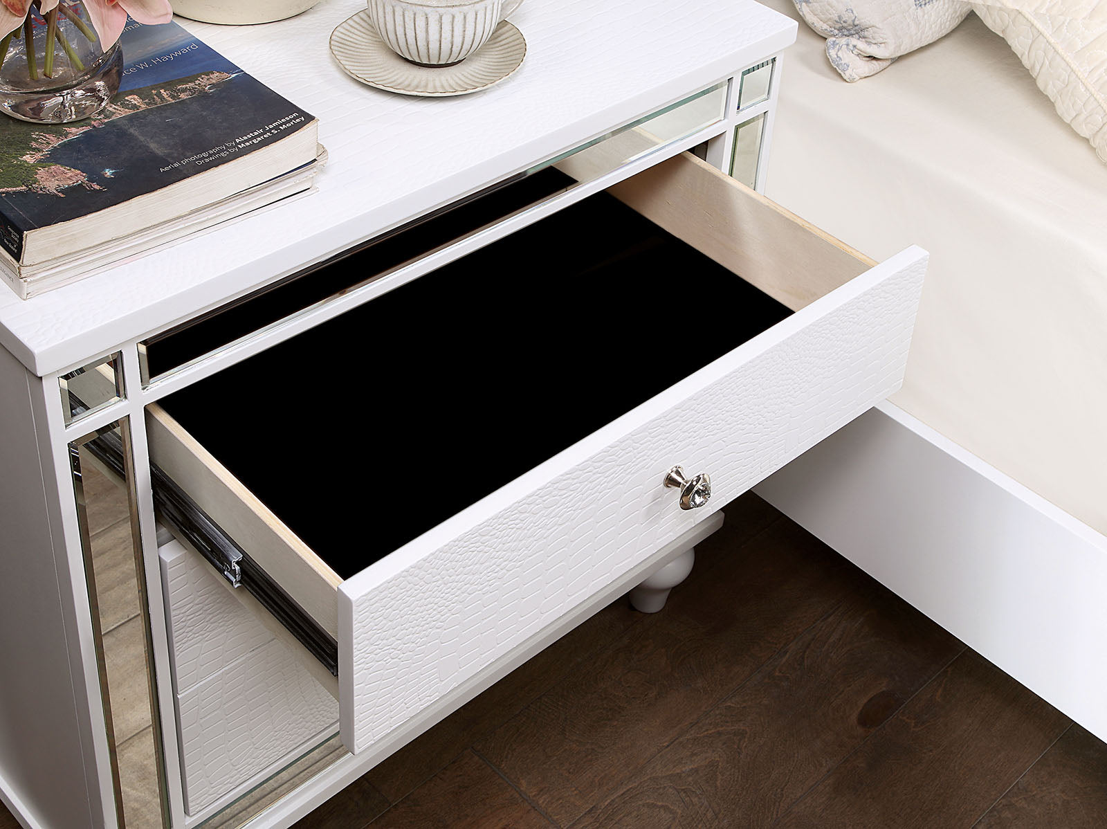 White Color 1pc Nightstand Beautiful Crocodile-Textured Bedside Table Mirror Trim Felt-lined Top Drawers Bedroom Furniture