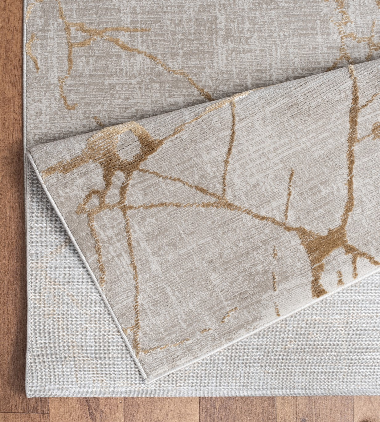 Elegance GC_CNC6004 Gold 2 ft. 7 in. x 7 ft. 3 in. Area Rug