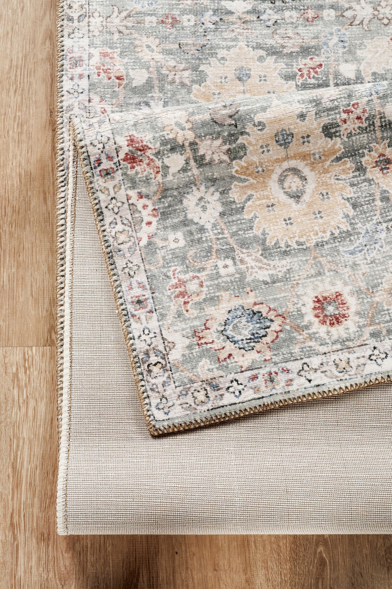 Majestic GC_RYL1003 Green 7 ft. 10 in. x 10 ft. 6 in. Area Rug