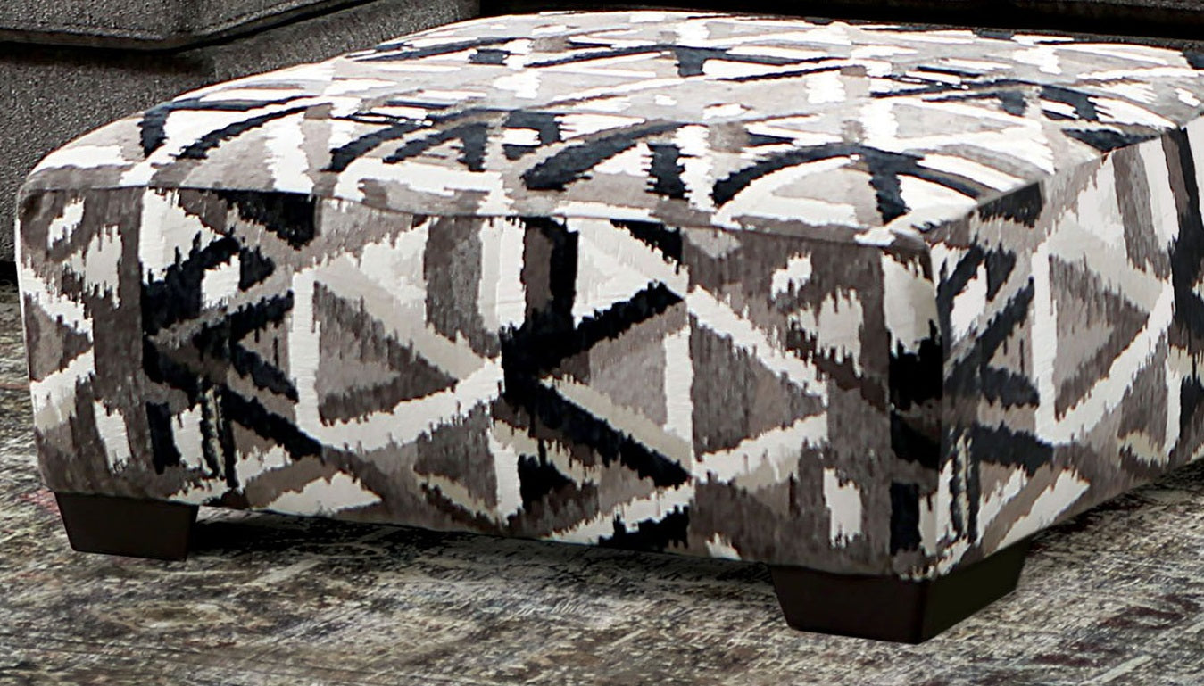 Contemporary Style Square Ottoman With Plastic Legs Dynamic Design Pocket Coil Seating Multi Finish