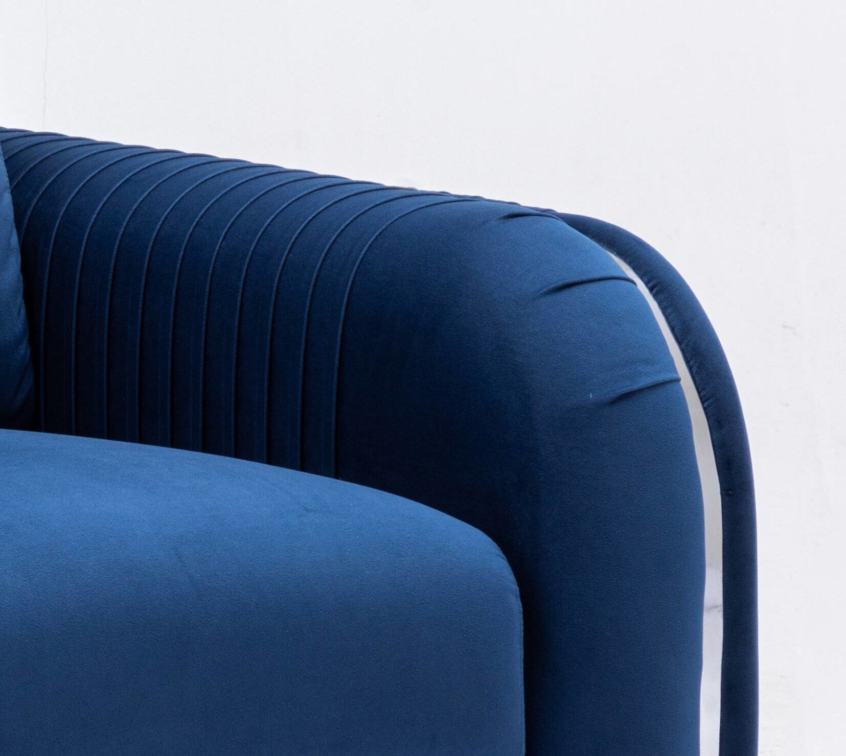 Wenona Blue Velvet Chair