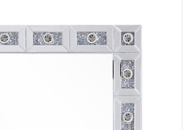 Noralie Mirrored & Faux Diamonds Accent Mirror (Assembled)