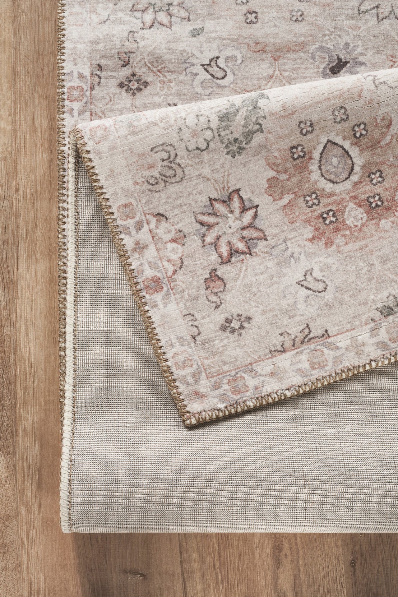 Majestic GC_RYL1002 Beige 5 ft. 3 in. x 7 ft. 3 in. Area Rug