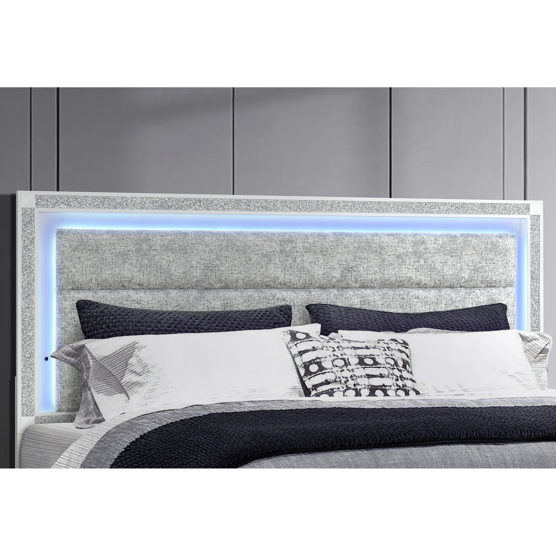 Soulmarie White Queen Bed