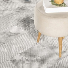Geometrix GC_DIM1012 Gray 2 ft. 7 in. x 9 ft. 10 in. Area Rug