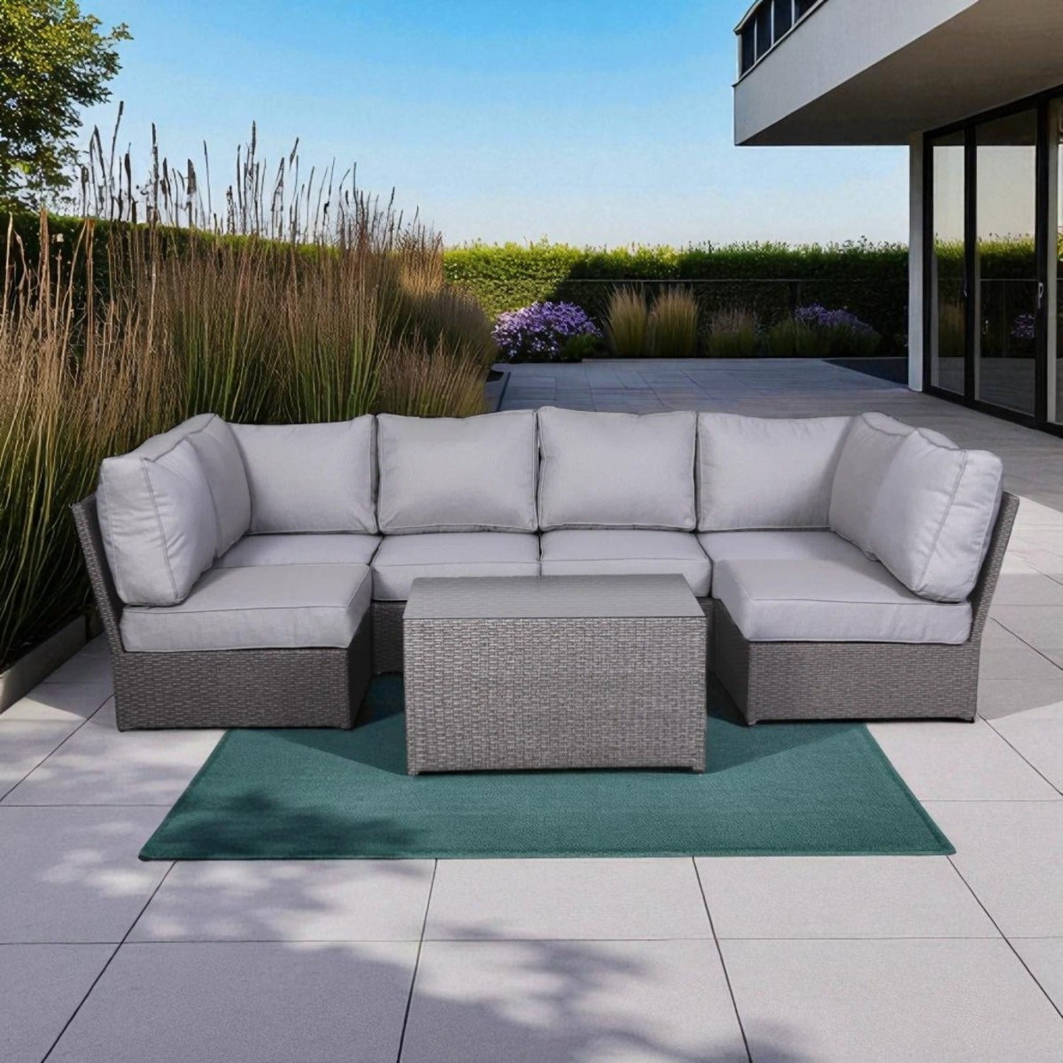 Fully Assembled 4-Person Outdoor Wicker Sectional Set with Cushions