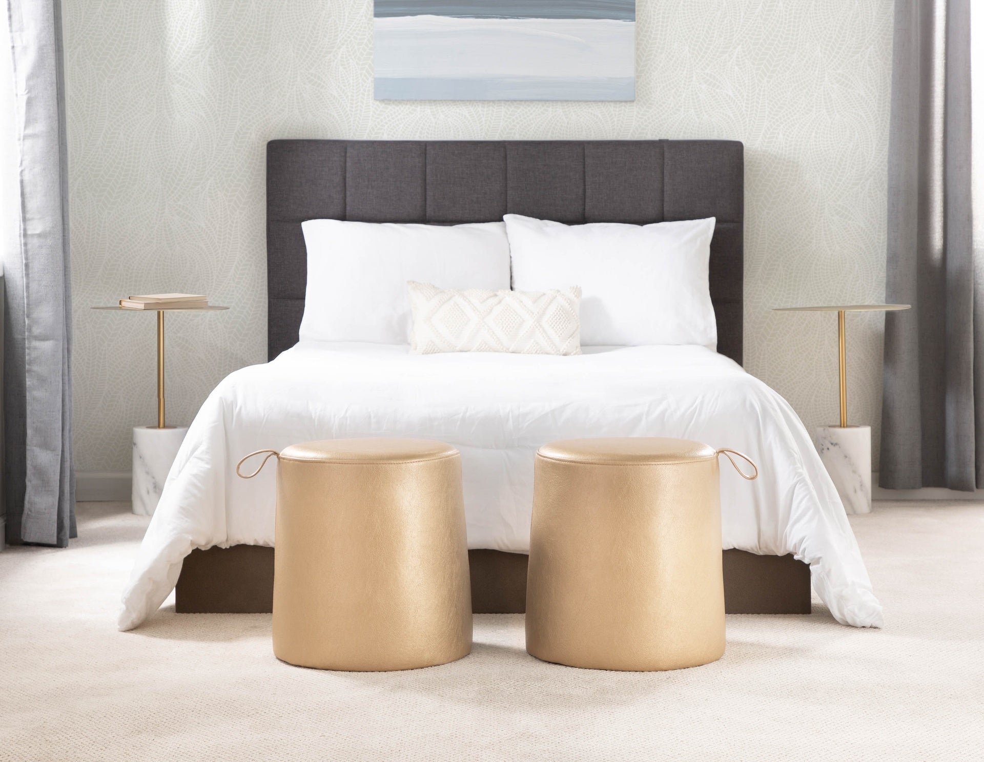 Symbol Contemporary Side Table in Gold Metal and White Marble by LumiSource