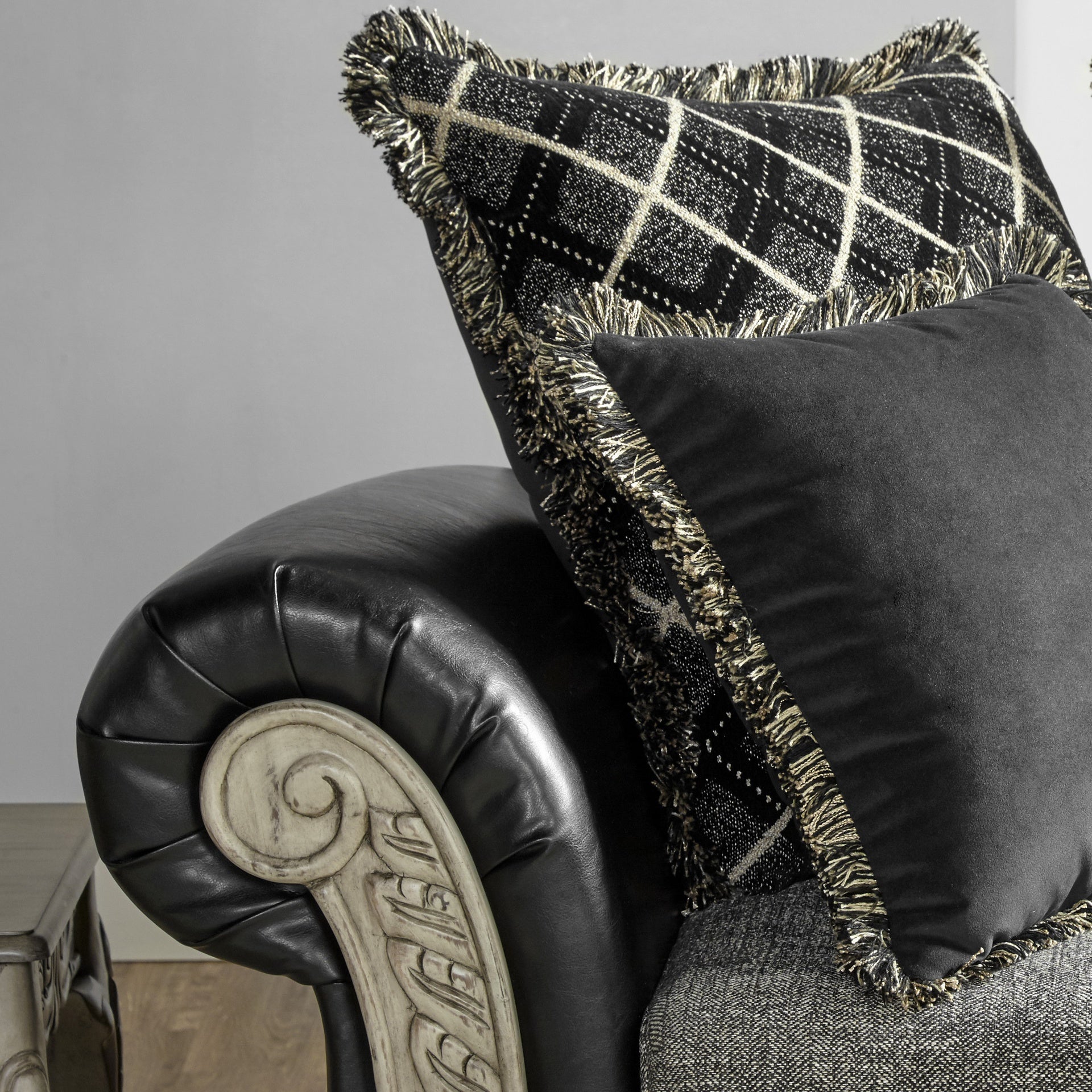 San Marino 2-Tone Fabric Wooden Frame Chaise