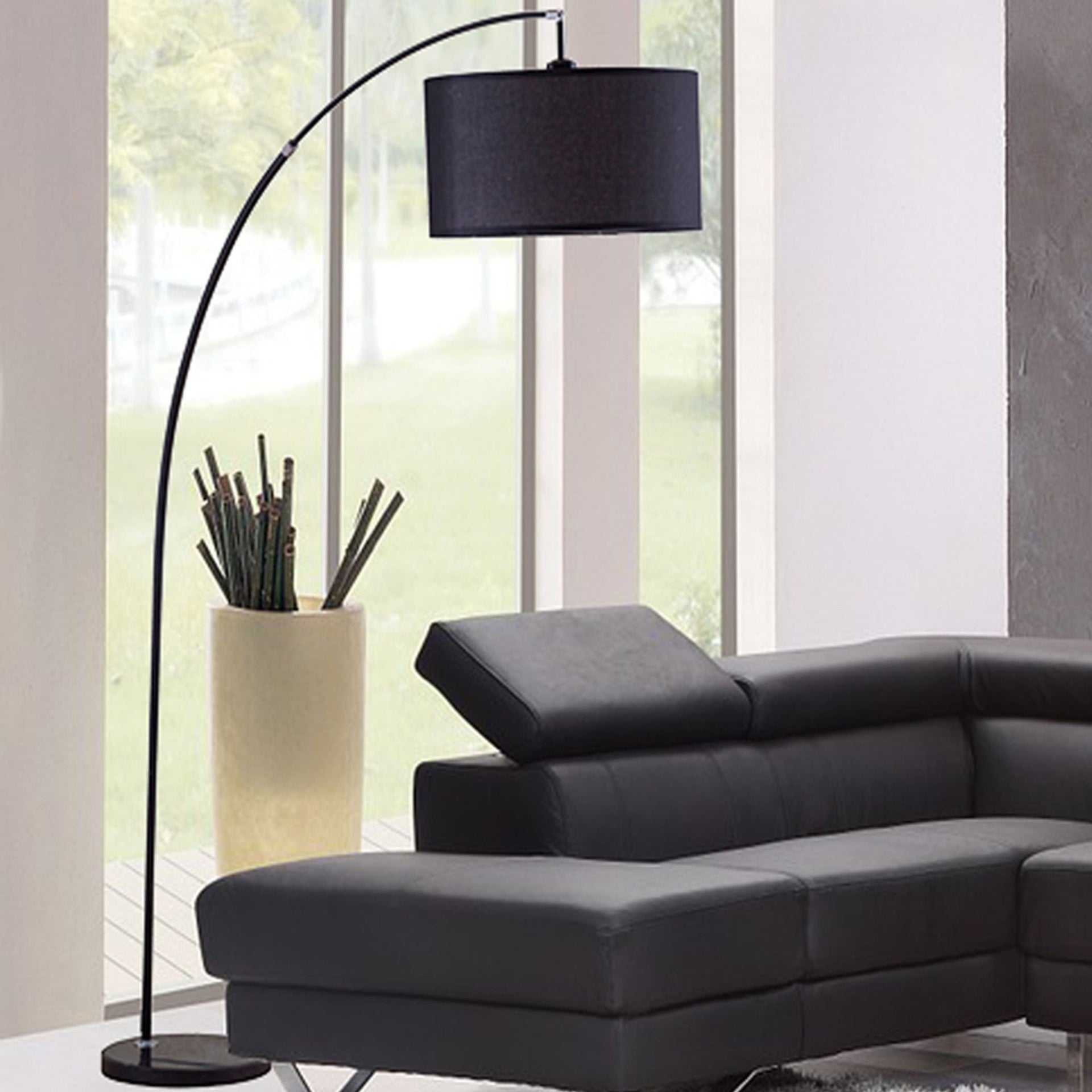 86" Tall Metal Floor Arc Lamp "Bella", Black