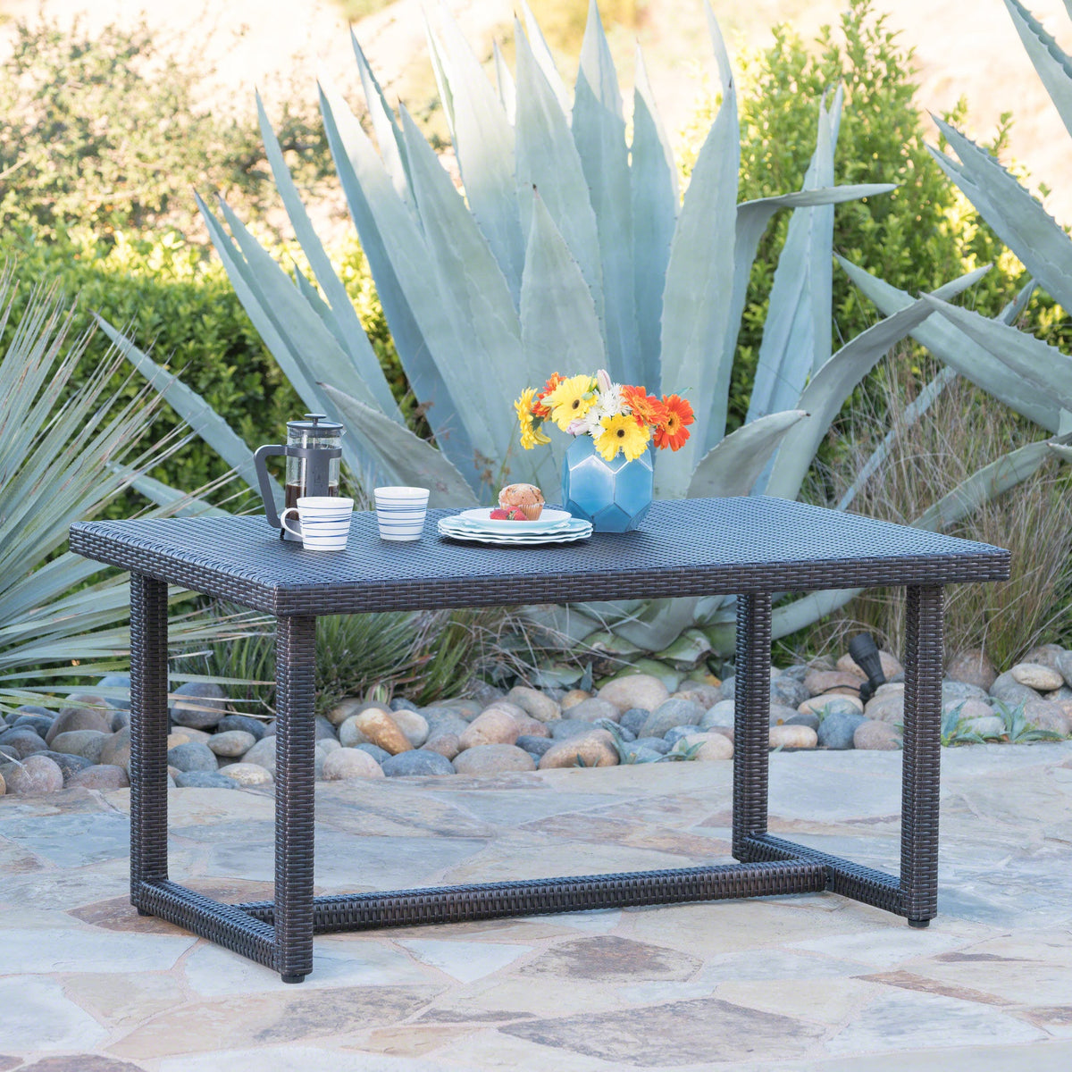 SANTA ROSA DINING TABLE