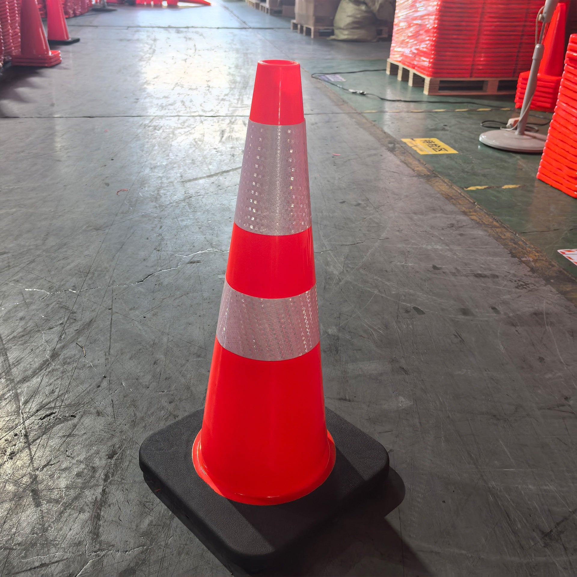 28in Traffic Cone Red,2 PCS