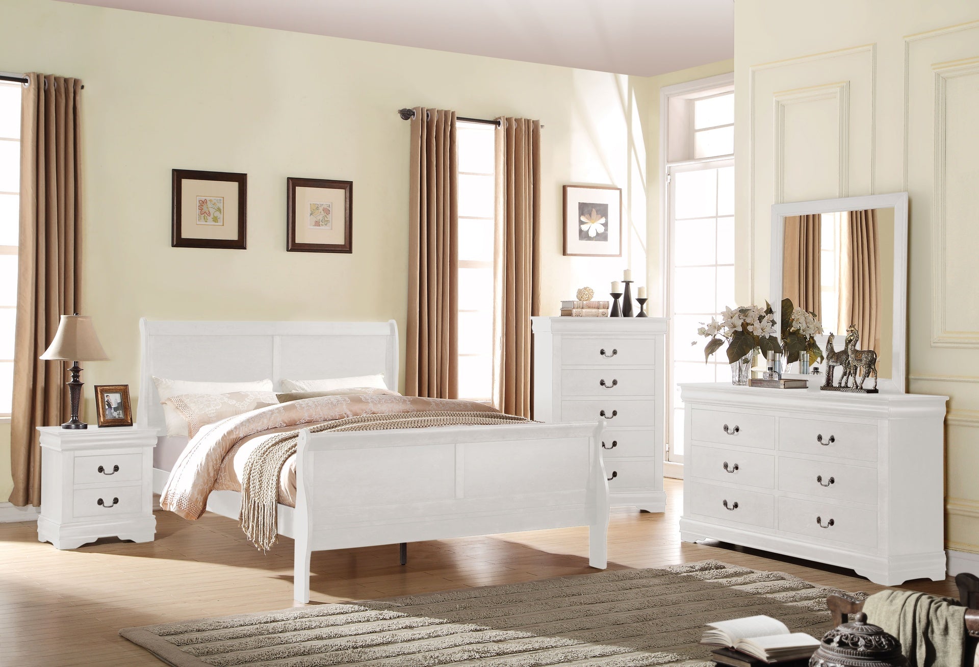 Louis Philippe White Finish Queen Bed