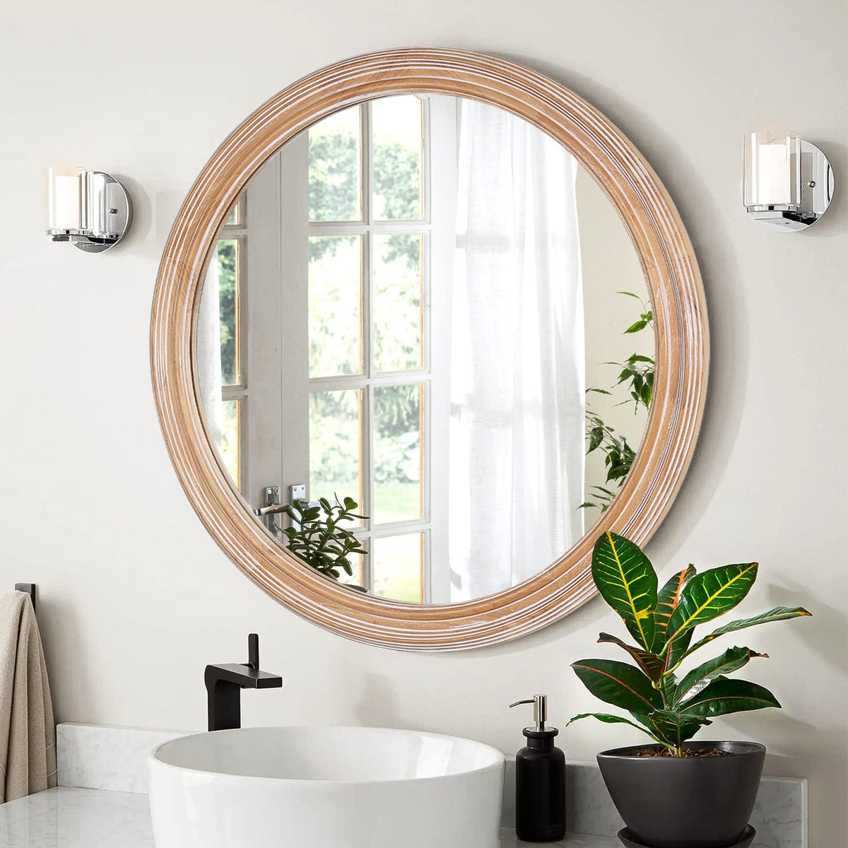 Round Wood Framed Wall Mirror with Ribbed Detail, 23.62" Natural Wooden Circle Mirror for Bathroom, Bedroom, Entryway, Coastal & Farmhouse Style Decorative Mirror
