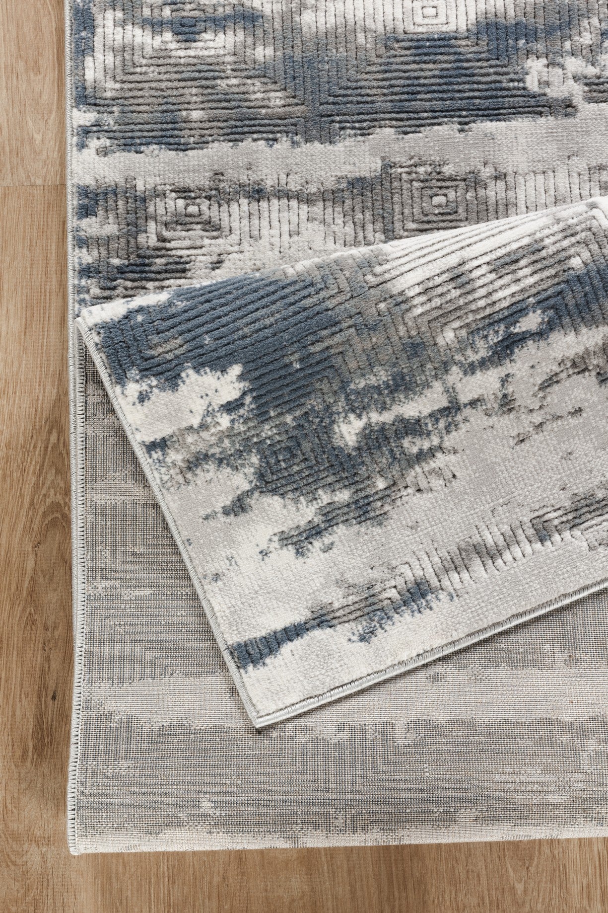 Geometrix GC_DIM1011 Gray 7 ft. 10 in. x 10 ft. 6 in. Area Rug