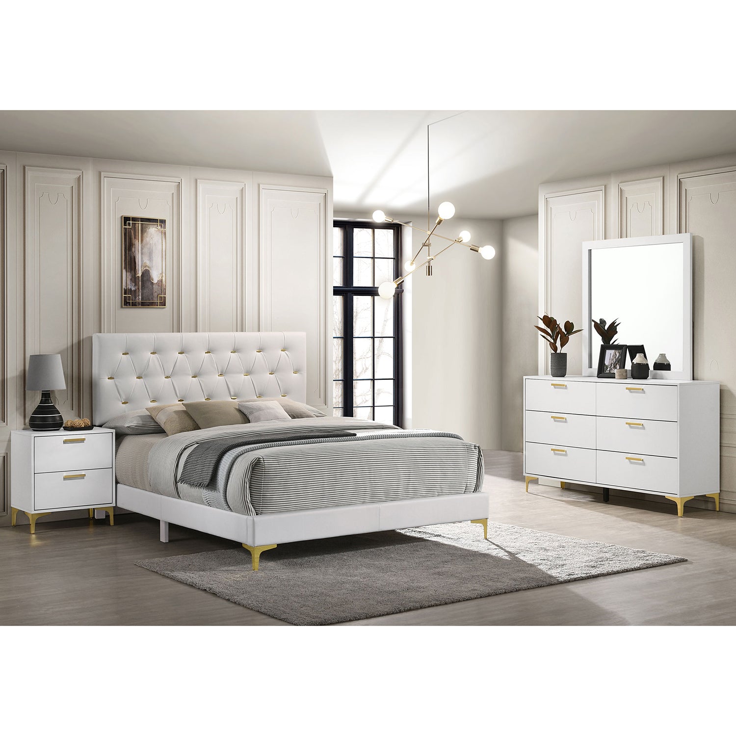 James White 4-piece Eastern King Bedroom Set