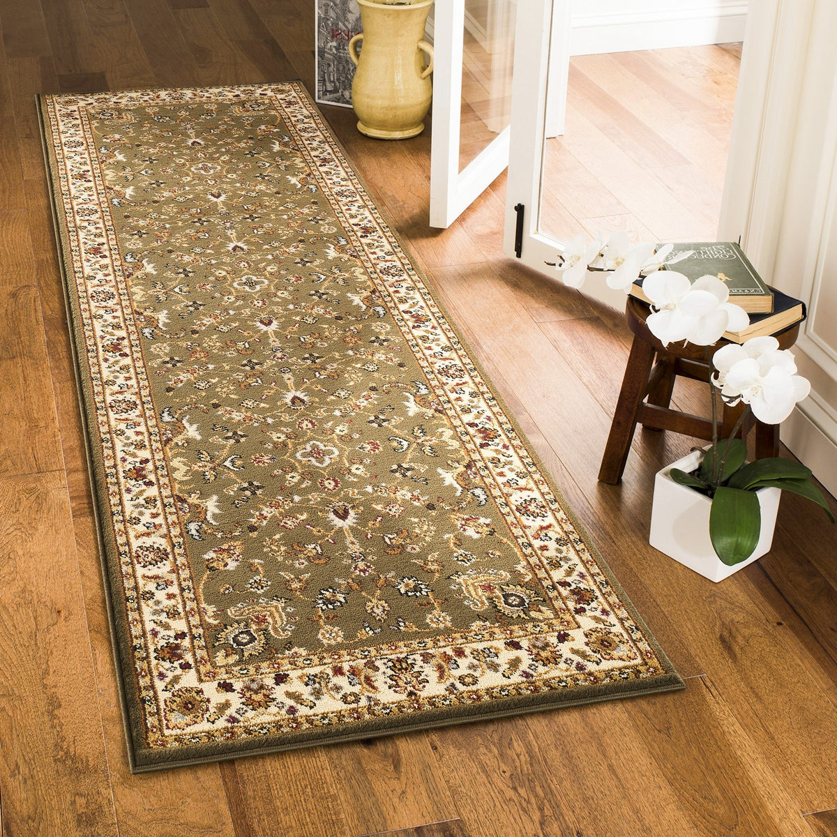 Classic GC_VIN5008 Green 2 ft. 7 in. x 7 ft. 3 in. Area Rug