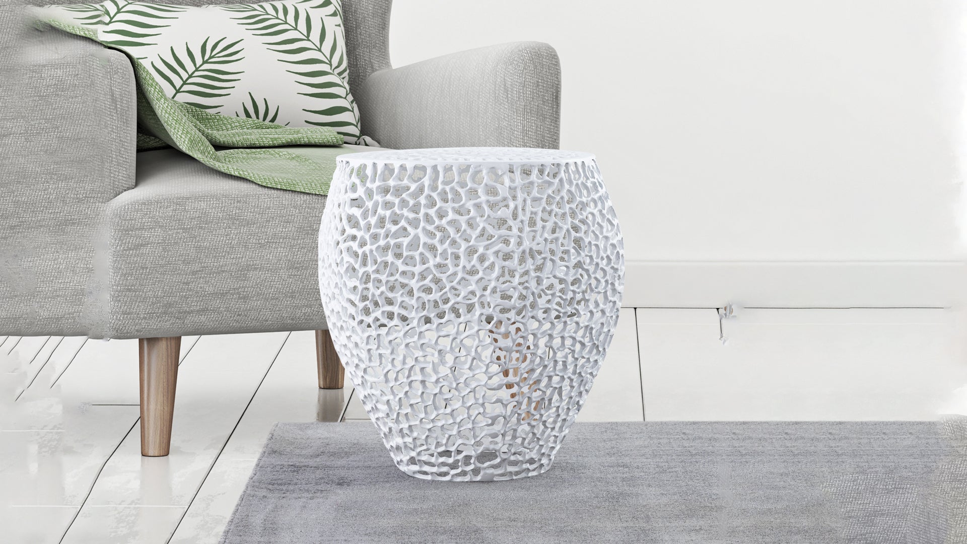 ET3403-18 Side Modern Table White  same as B009140737 (CA inventory)