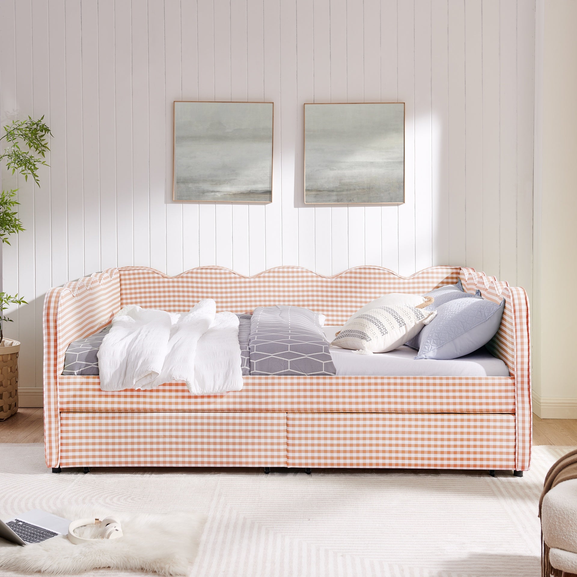 Queen Size Cozy Gingham Daybed with Two Storage Drawers, with USB Port and Adorable Wave Shaped, Linen Fabric