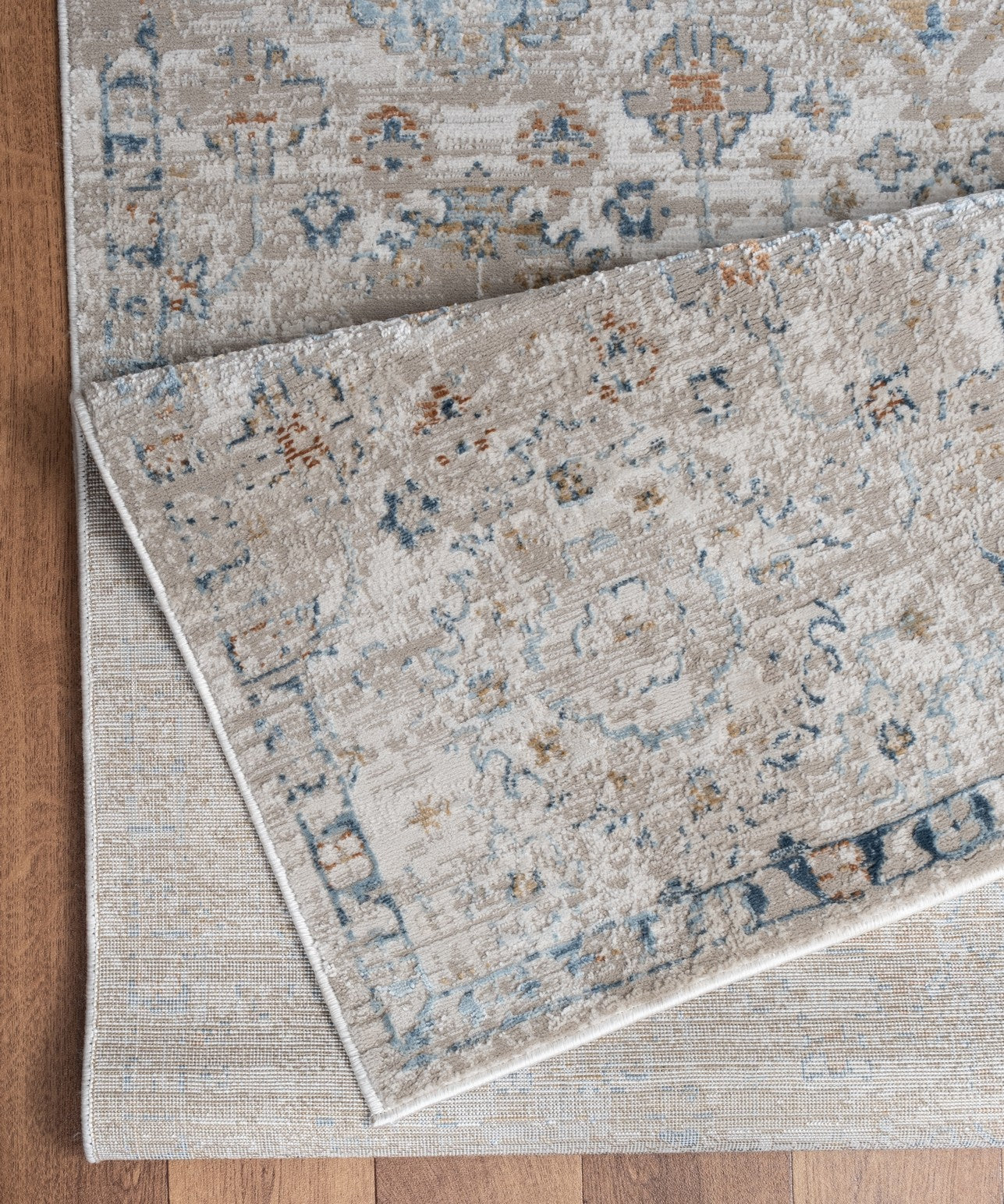 Noble GC_GEN7006 Ivory 2 ft. 7 in. x 7 ft. 3 in. Area Rug