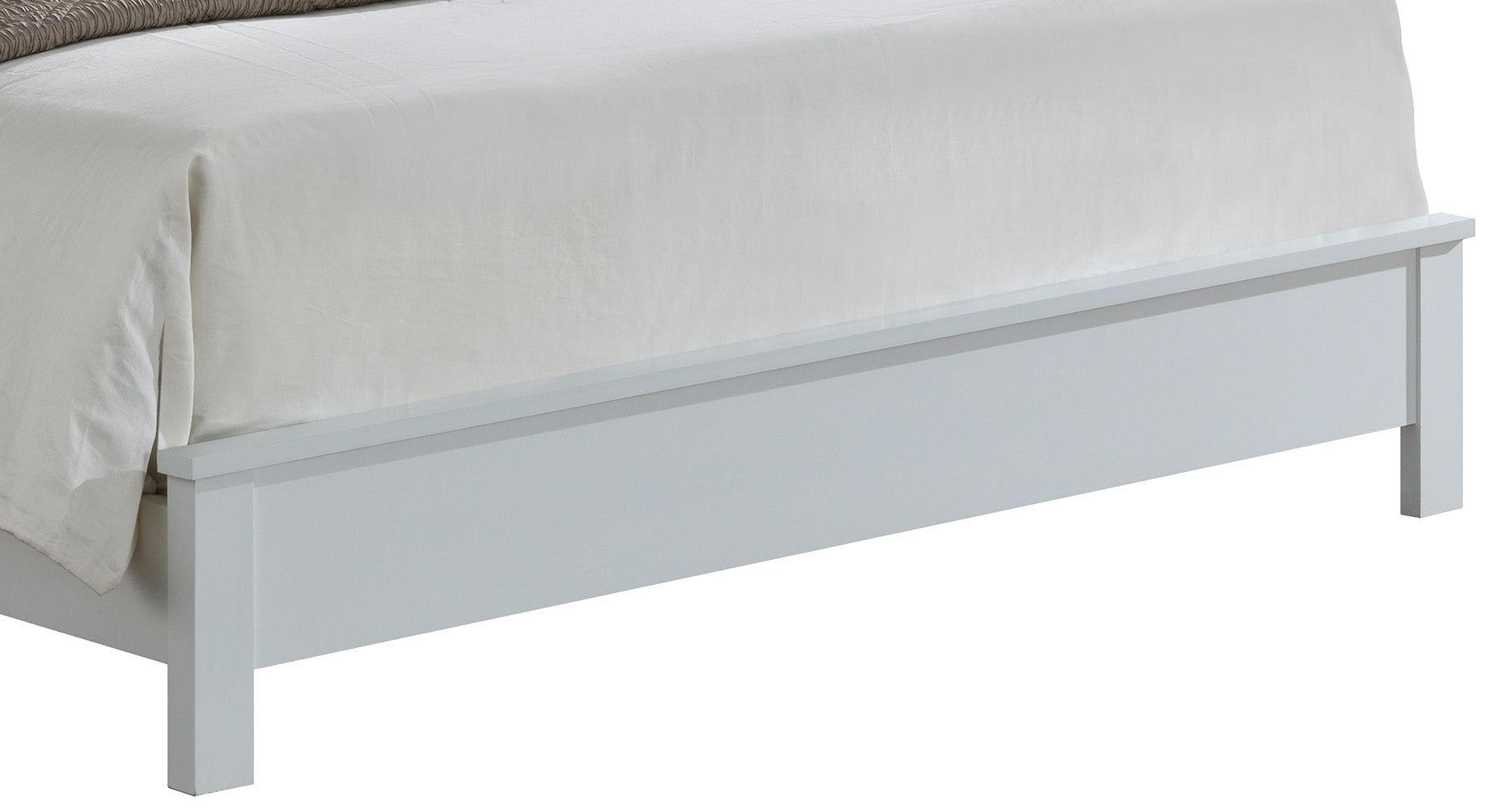 Elegant Full Bed In Versatile White