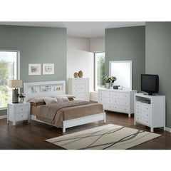 Elegant Transitional King-Sized Bed