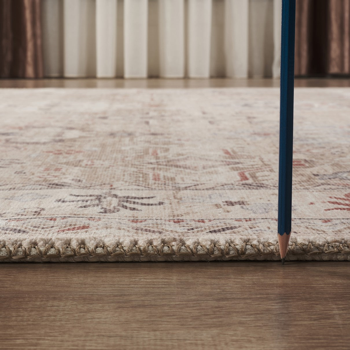 Oxford GC_NBL2016 Gold 2 ft. 7 in. x 9 ft. 10 in. Area Rug