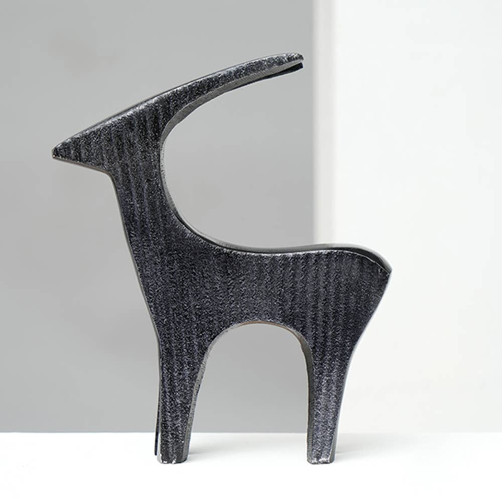 Black Ribbed Deer Sculpture Aluminum Table Décor, 7X1.5X7"