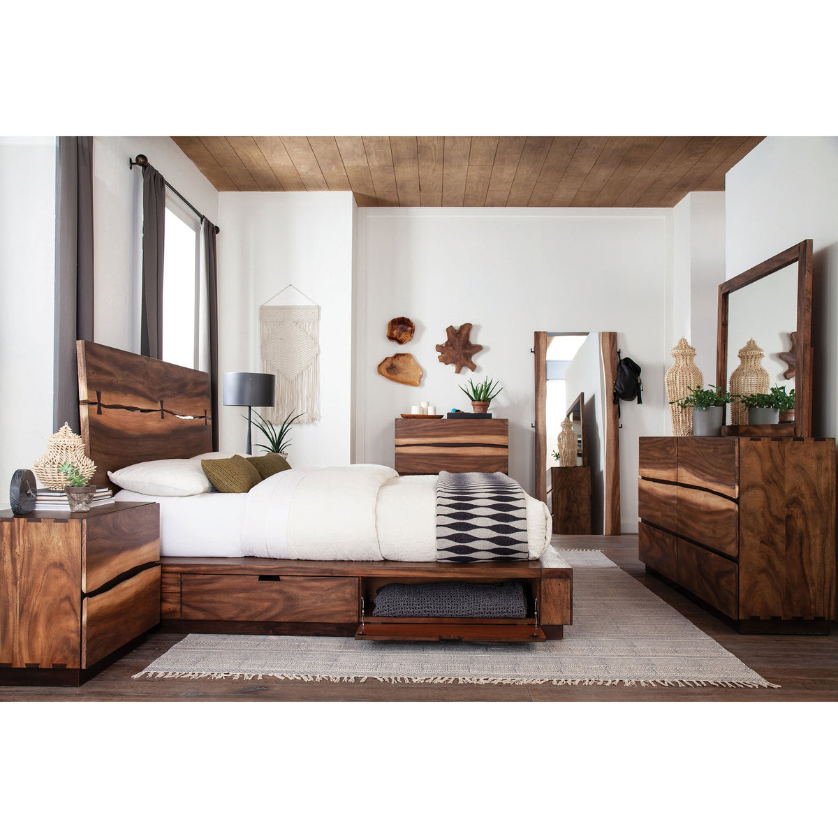 Beverly Smokey Walnut 4-piece Eastern King Bedroom Set
