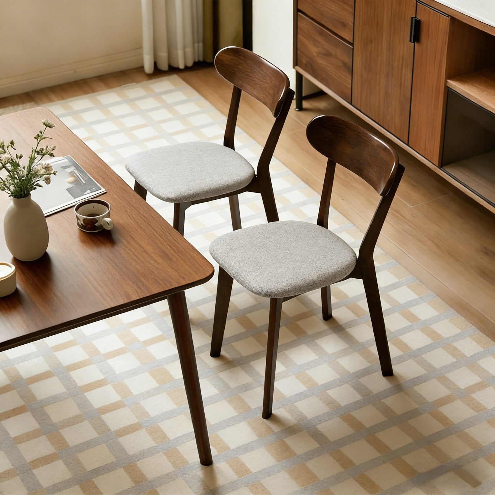 Solid Wood Dining Chairs Set of 2,Mid Century Modern Dining Chairs with Upholstered,Kitchen Chair with Curved Backrest & Adjustable Foot Pads for Dining Room,Kitchen,Living Room(Walnut, Gray Cushion)