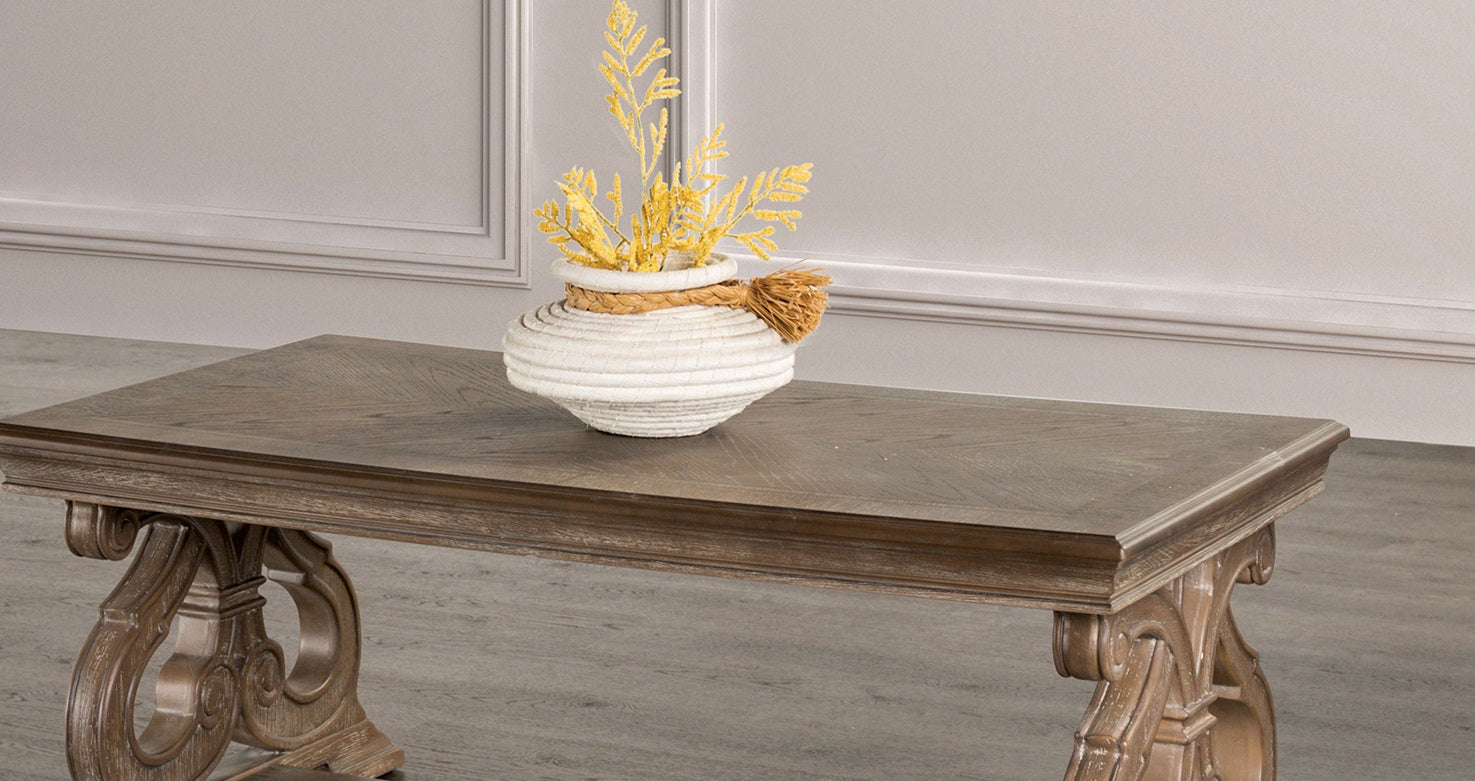 1pc Coffee Table Traditional Style Curved Scroll Legs Carved Design Weather Oak Finish