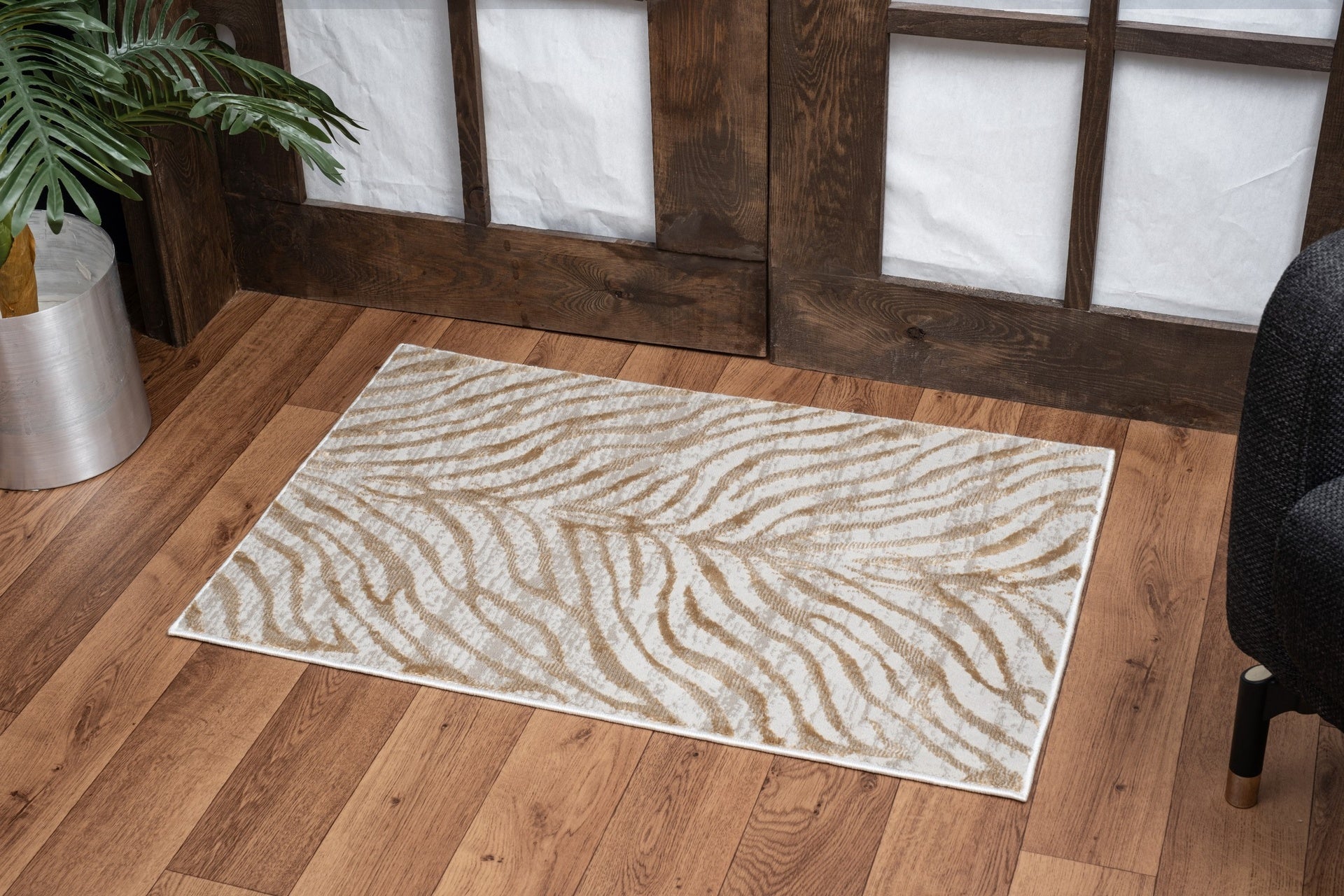 Elegance GC_CNC6007 Gold 2 ft. 7 in. x 7 ft. 3 in. Area Rug